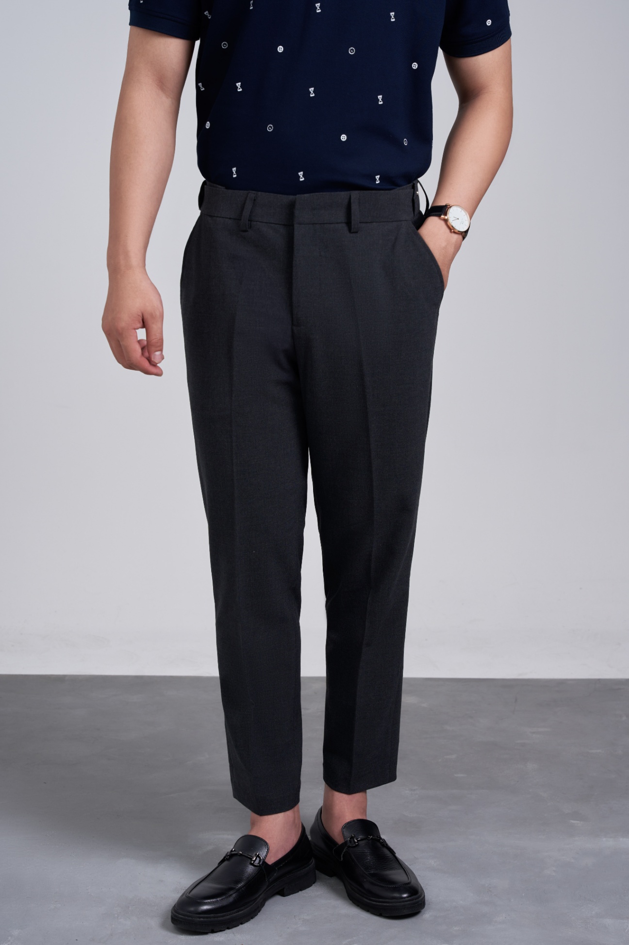 Quần Âu Carrot Polyester 7126 - Ghi - 34