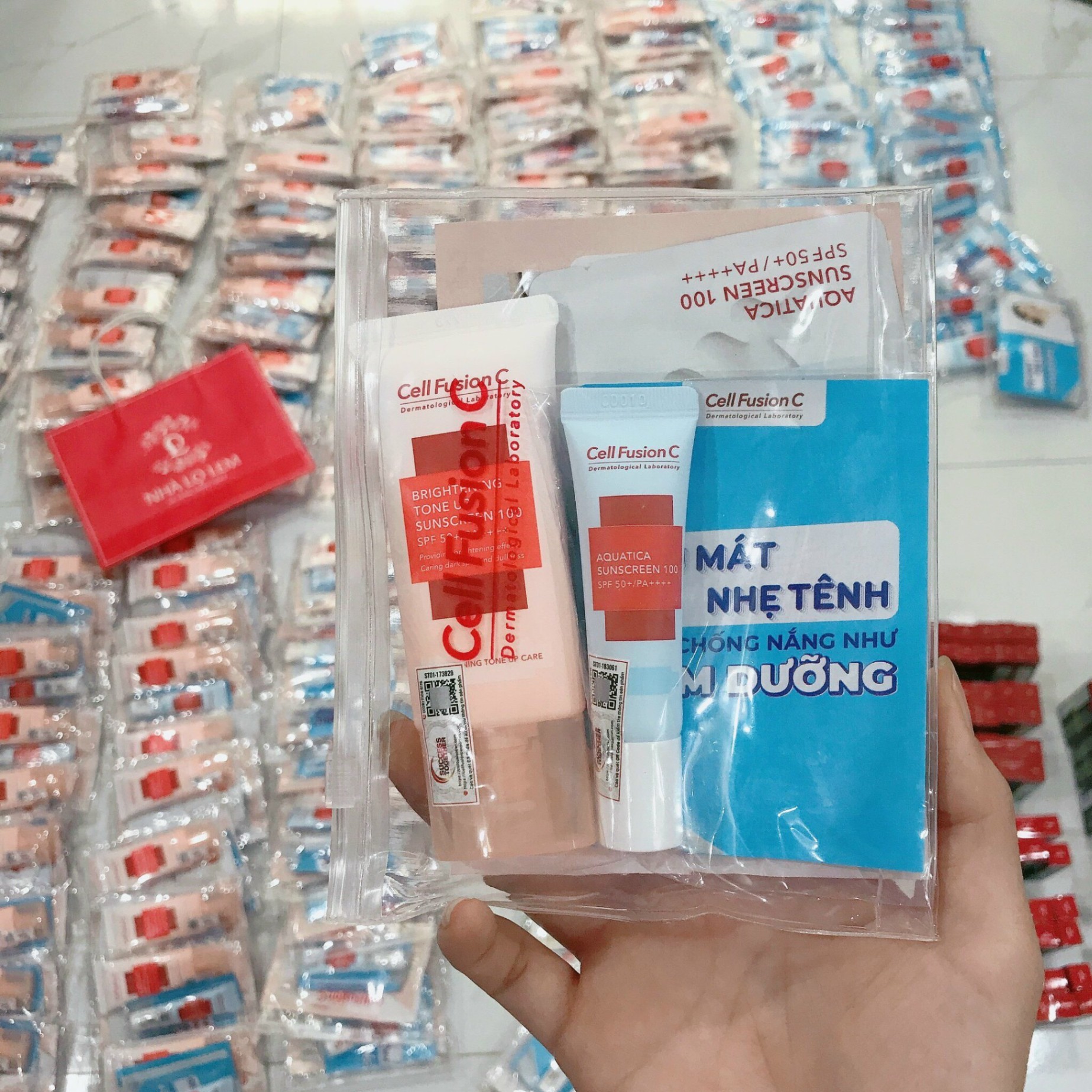 SET KEM CHỐNg NẮNG CELL FUSHION C - 35G TẶNG TUÝP 10G VÀ SAMPLE