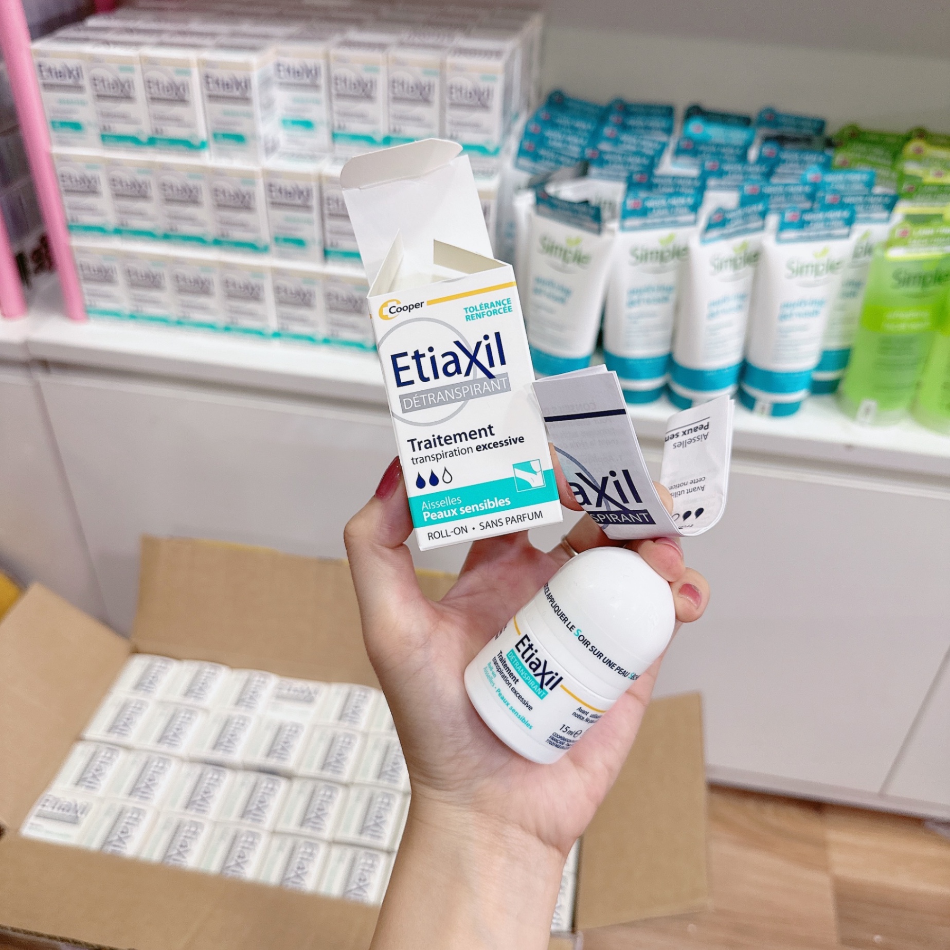 Lăn nách etiaxil Pháp - Xanh cho da nhạy cảm