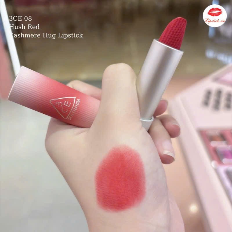 Son Thỏi Mềm Môi 3Ce Cashmere Hug Lipstick #08 Hush Red