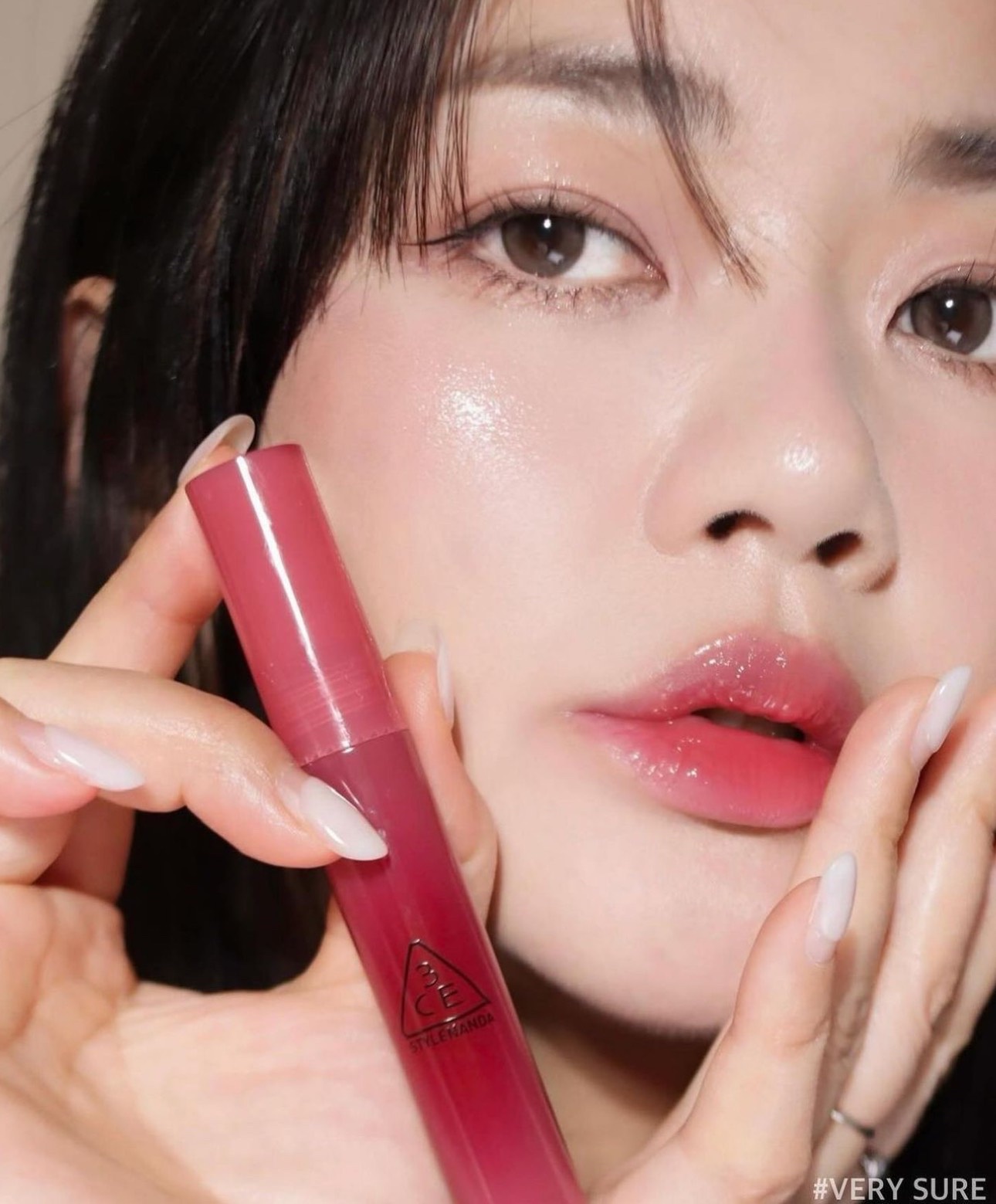 Son Bóng Dạng Gel 3Ce Drop Glow Gel #Very Sure