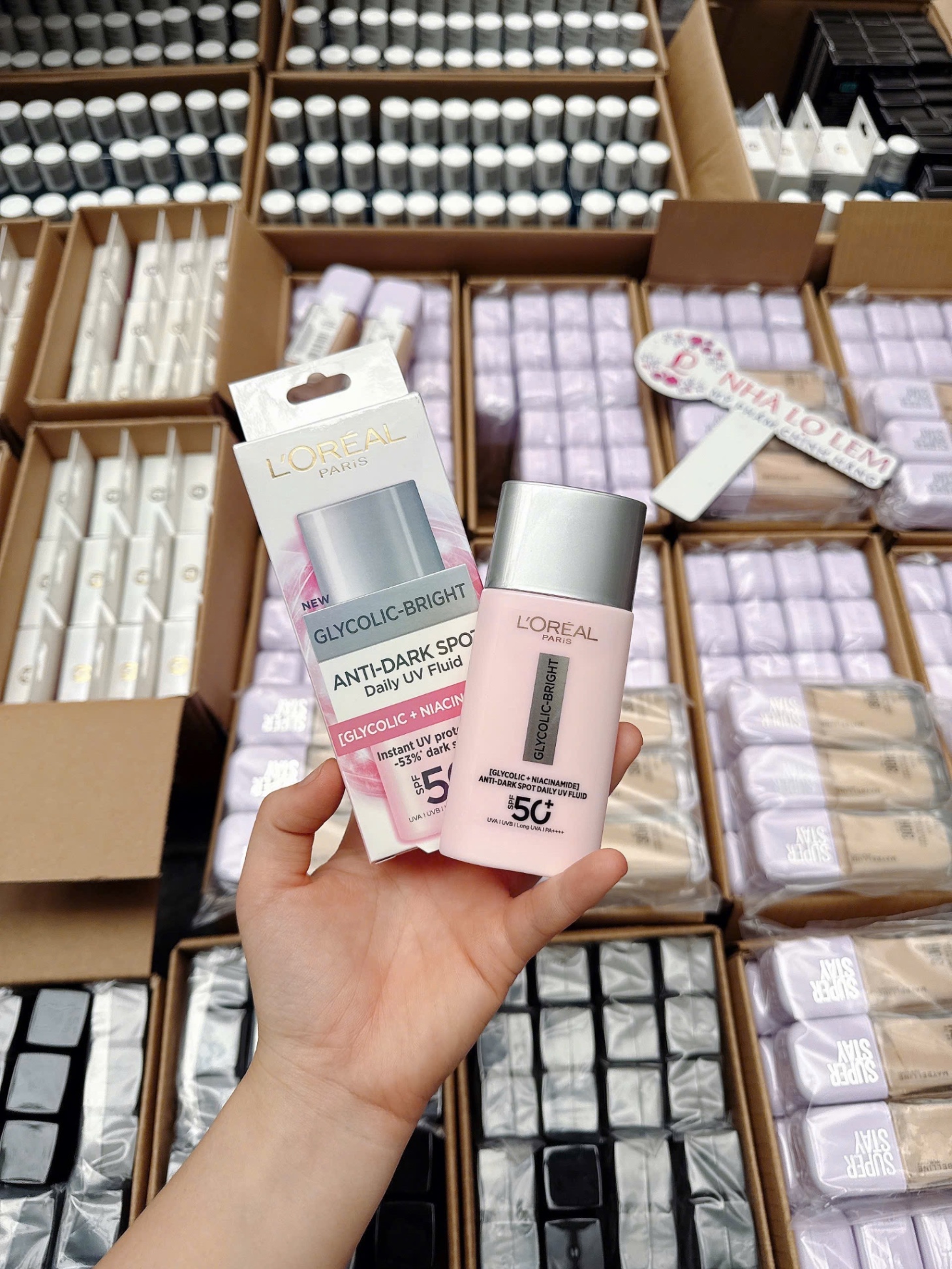 Kem Chống Nắng Loreal Glycolic Niacinamide (Vỏ Hồng)