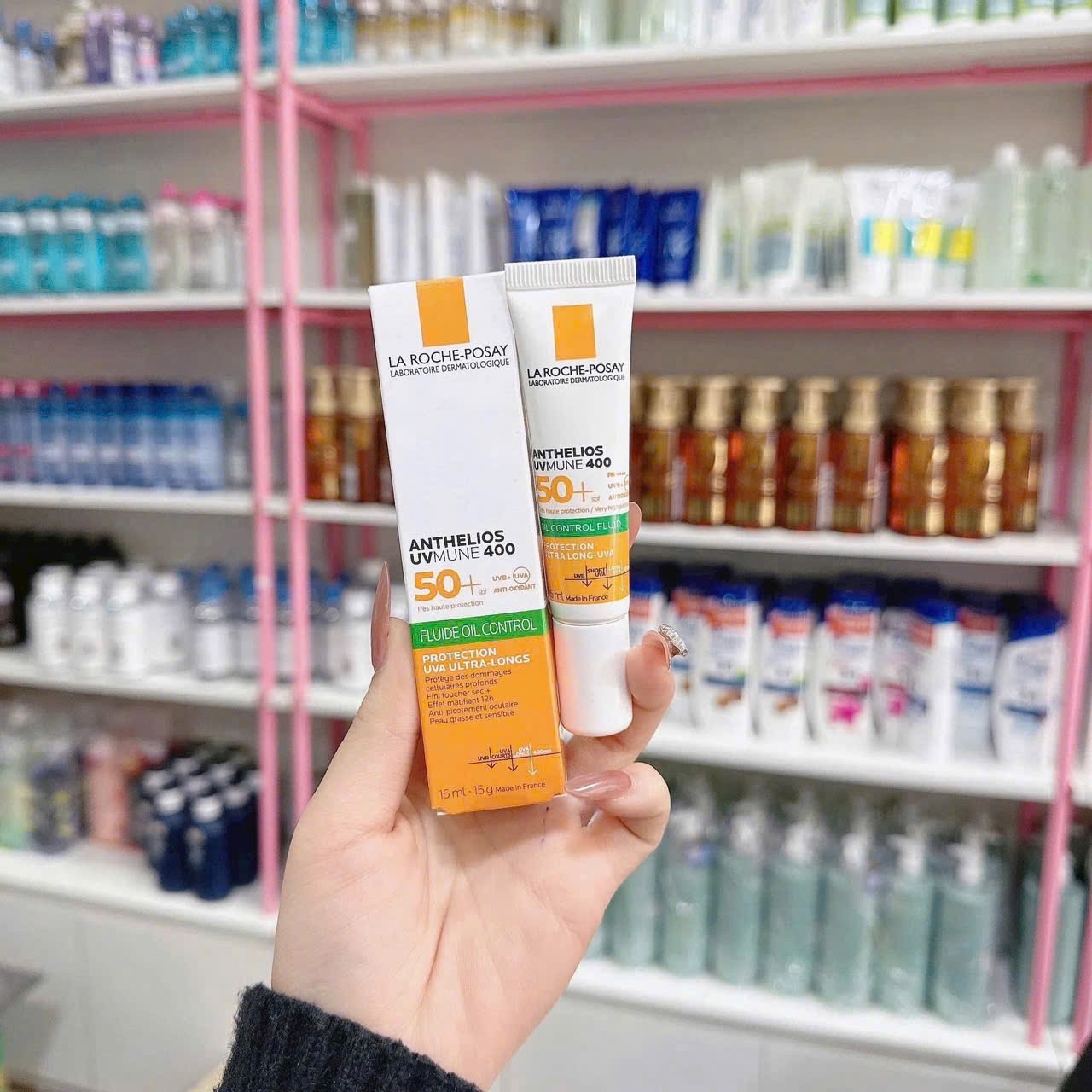 Kem Chống Nắng La Roche - Posay 400 Oil Control Gel Mini 15Ml