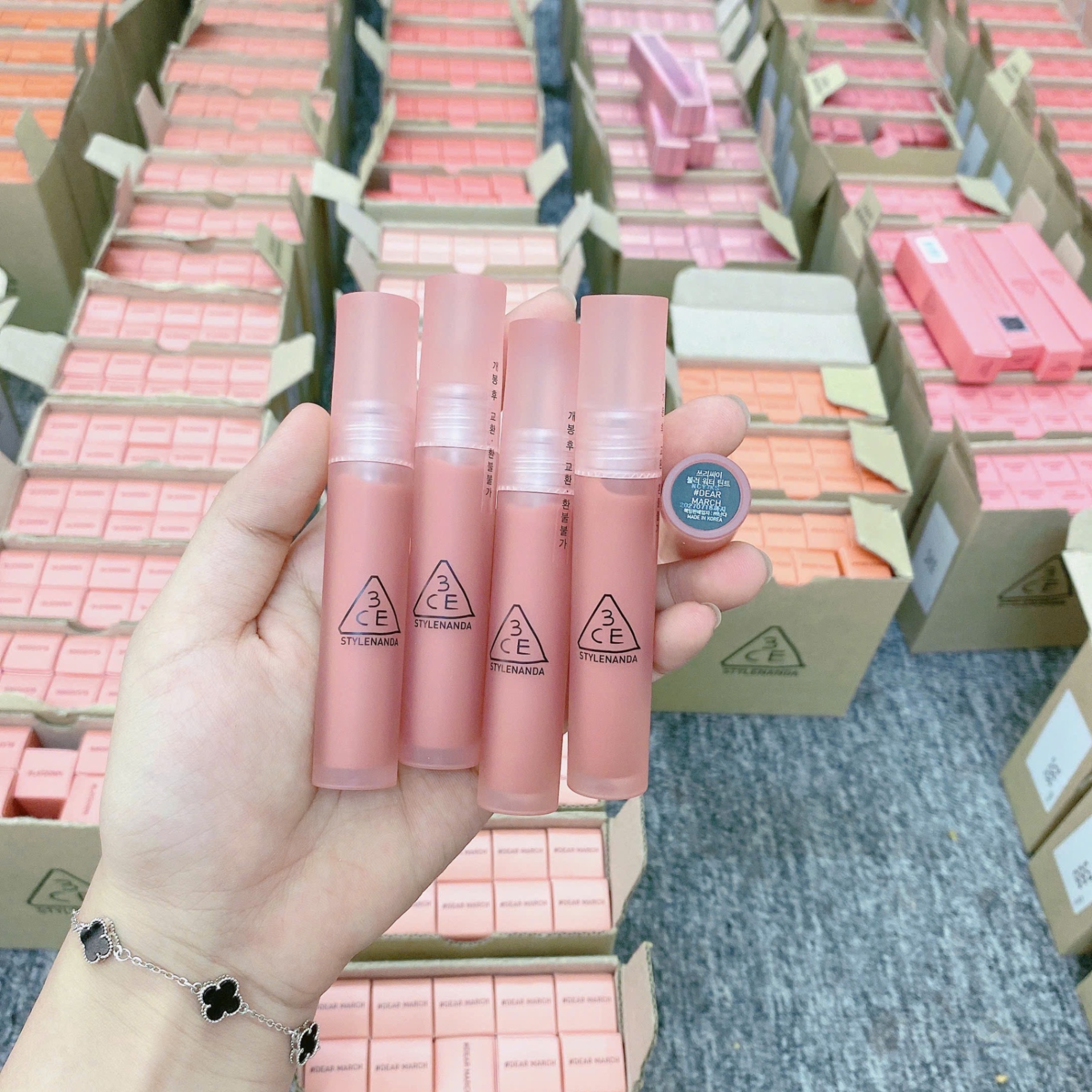 Son Kem Lì 3Ce Blur Water Tint #Dear March