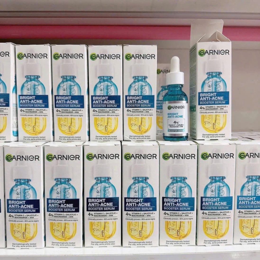 Serum Garnier Bright Complete Anti-Acnes Booster 4% 30ml