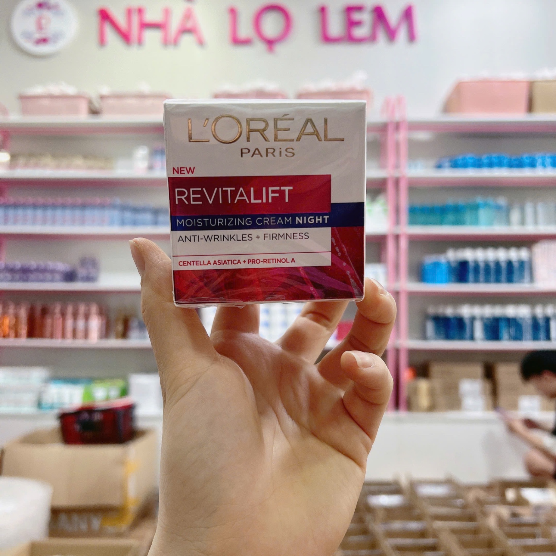 Kem Dưỡng Loreal Revitalift Moisturizing Cream Night 50ml