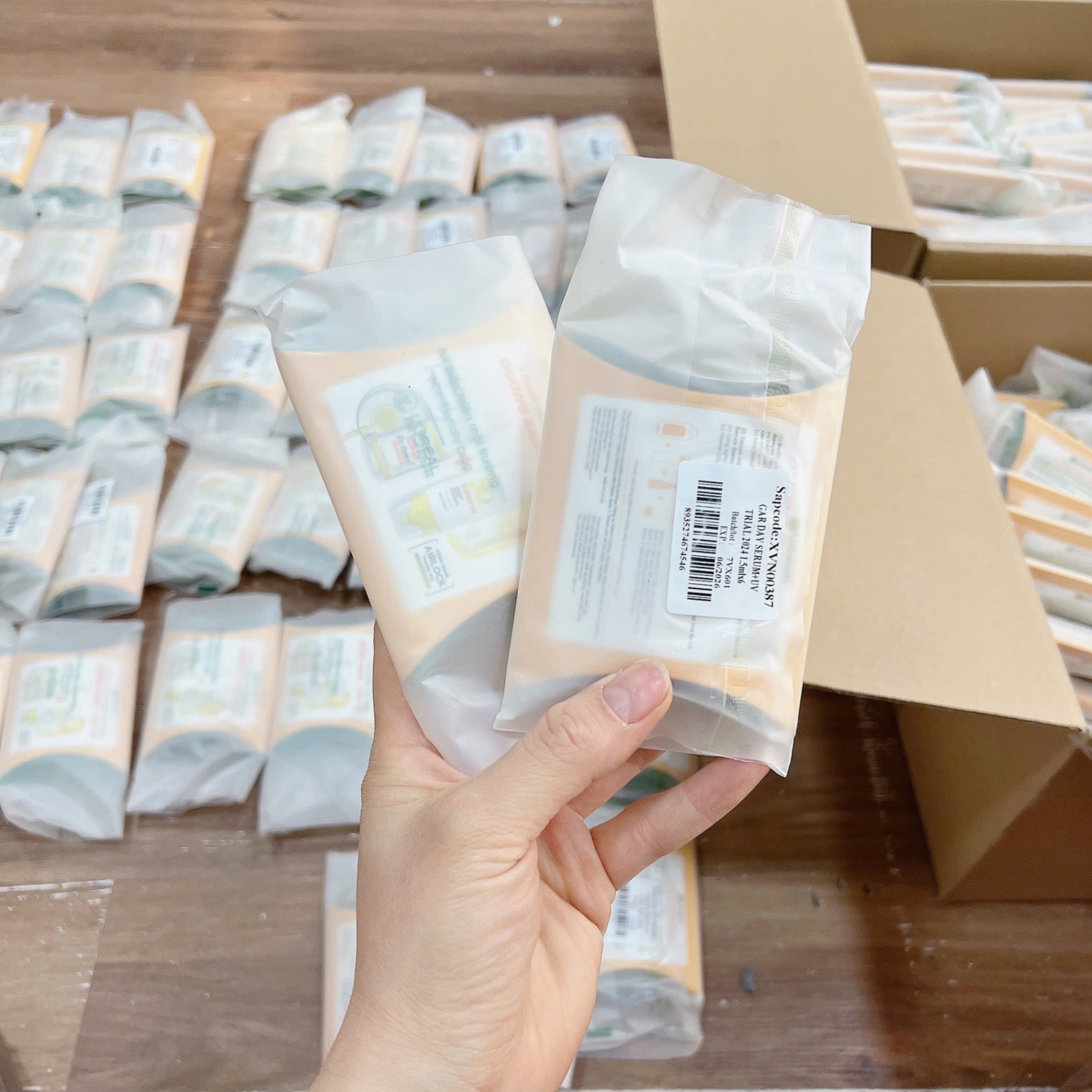 Set Sample Garnier Vitamin C (serum + kem chống nắng)