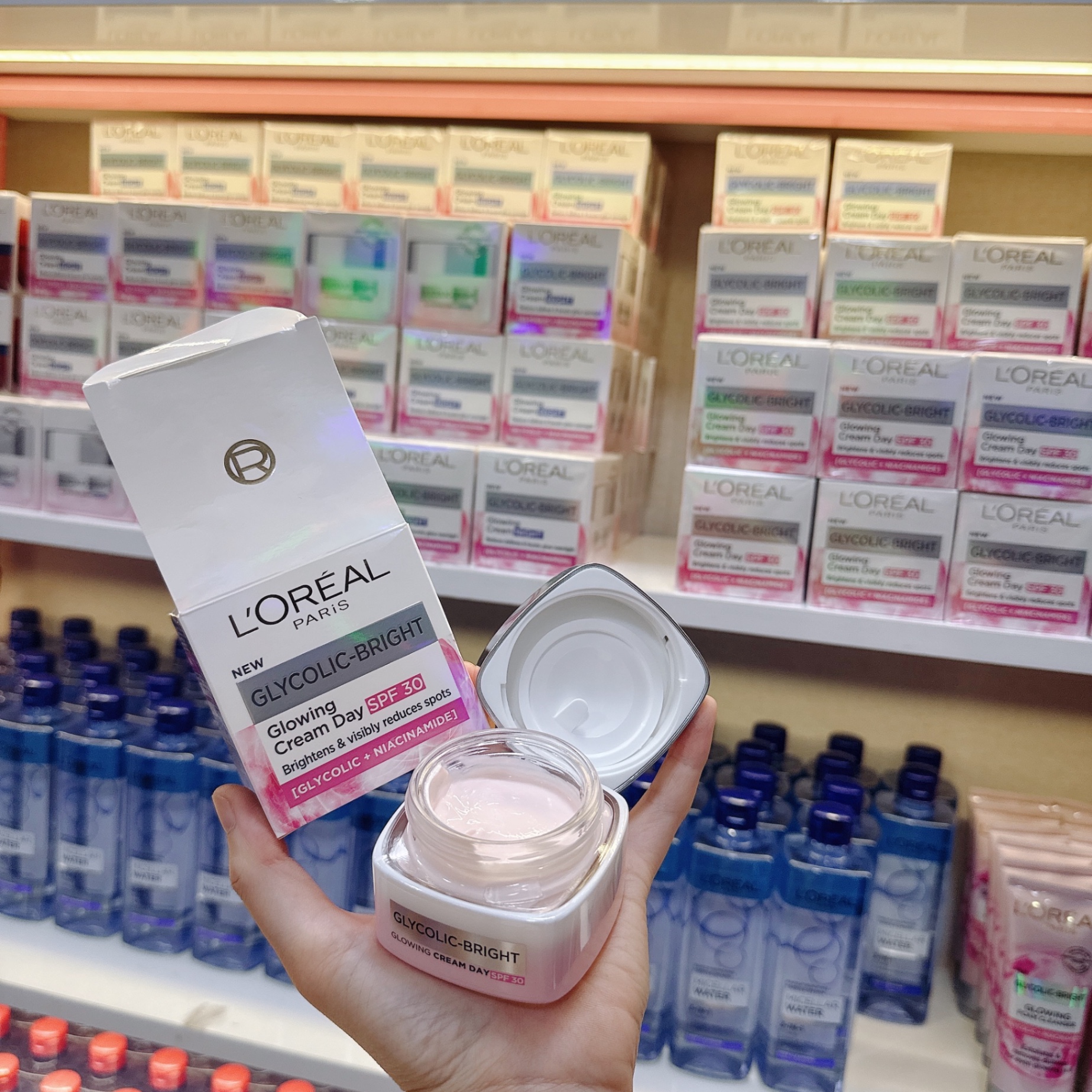 Kem Dưỡng Loreal Glycolic trắng da Ban Ngày