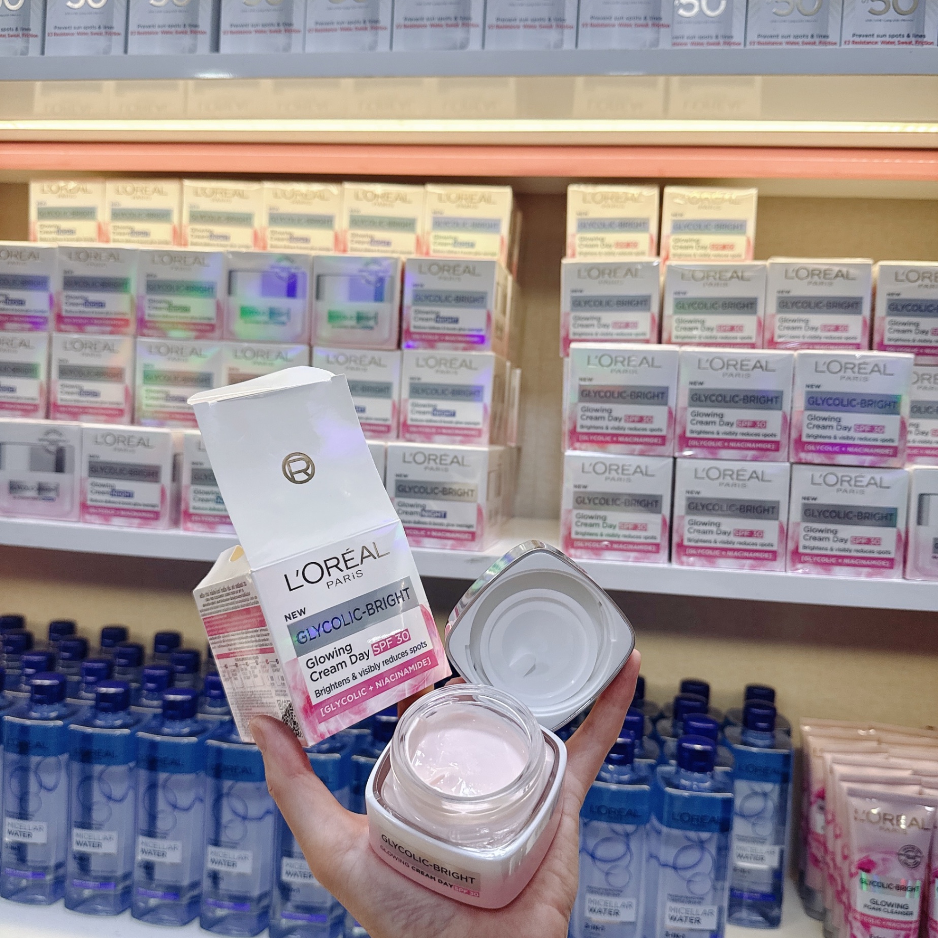 Kem Dưỡng Loreal Glycolic trắng da Ban Ngày