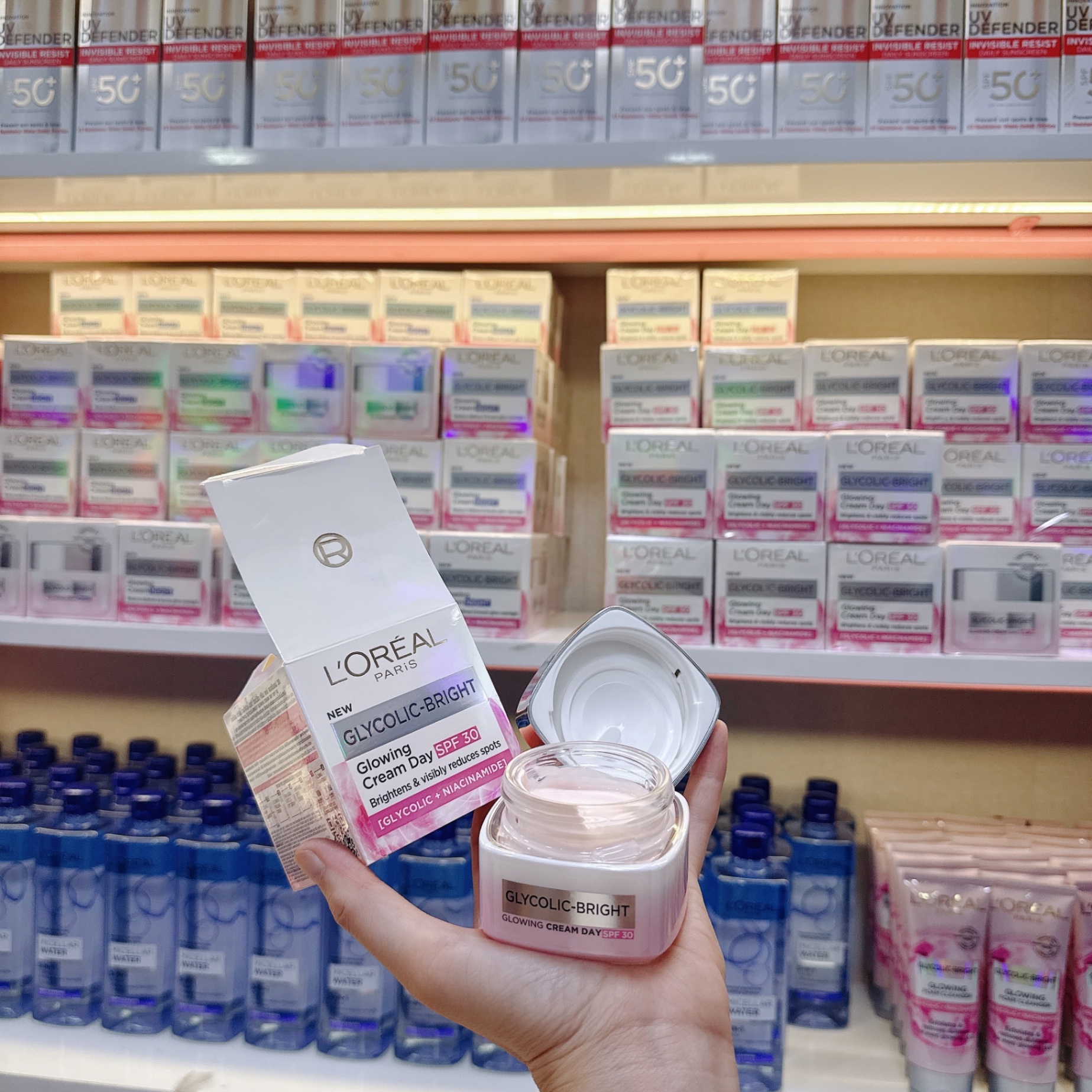 Kem Dưỡng Loreal Glycolic trắng da Ban Ngày