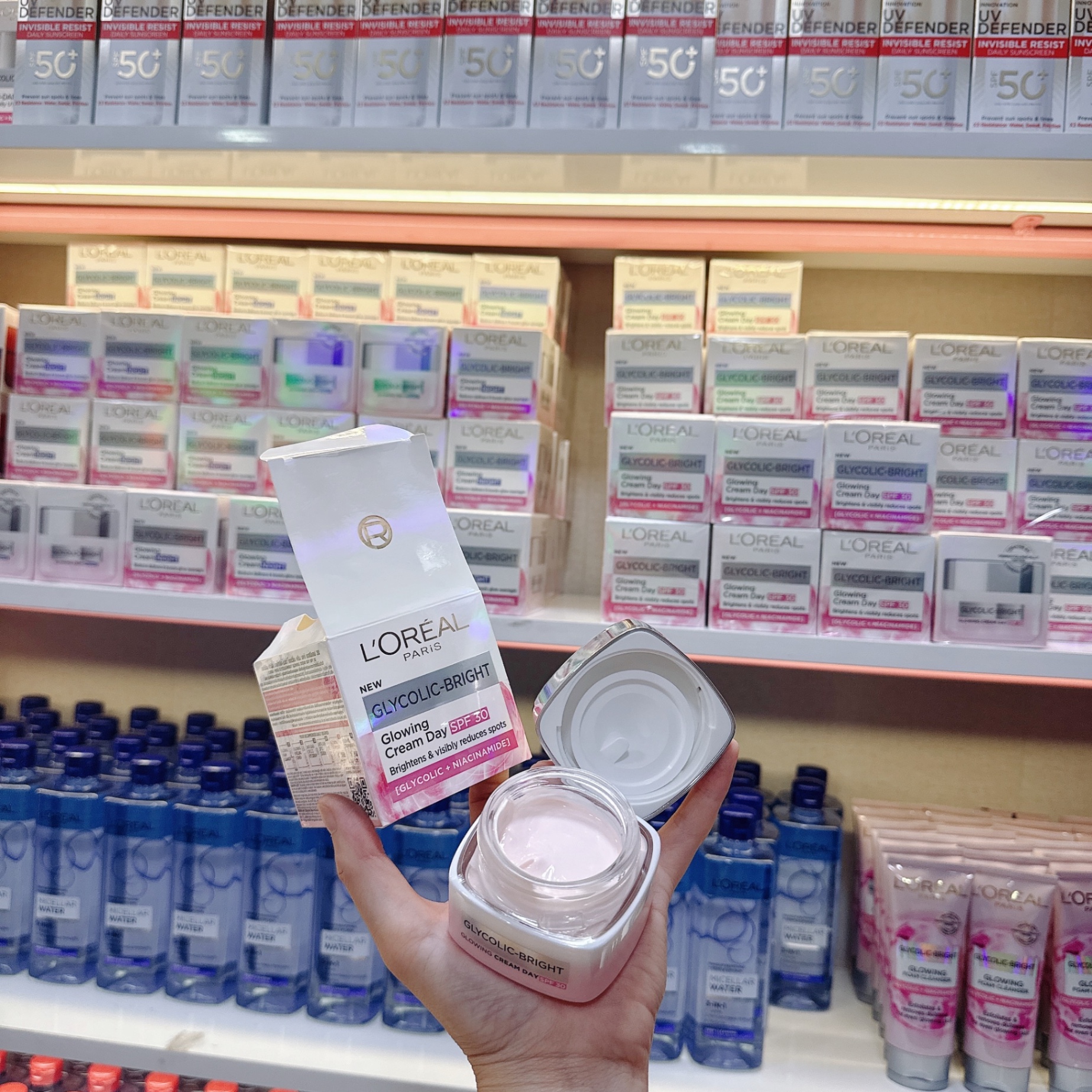 Kem Dưỡng Loreal Glycolic trắng da Ban Ngày