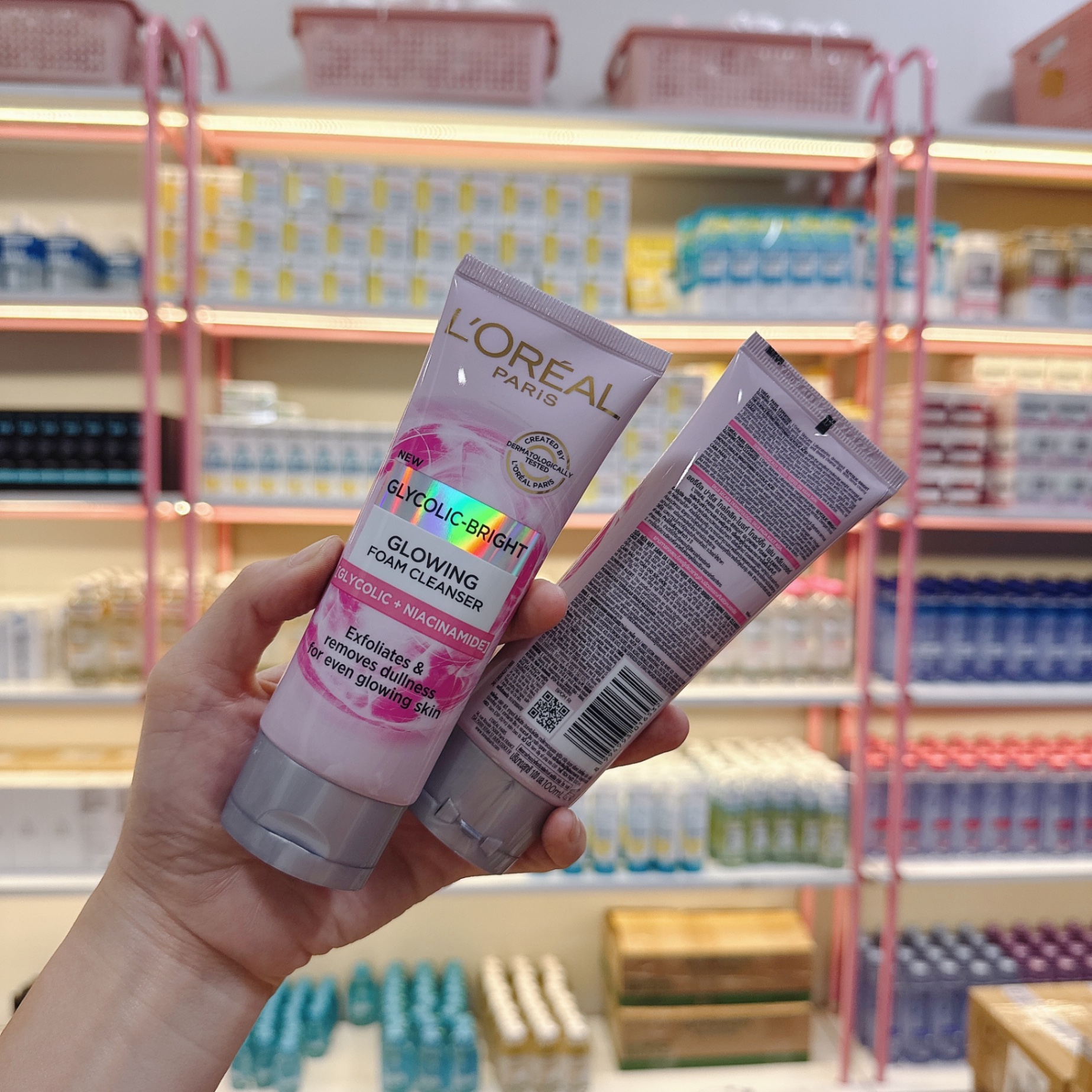 Sữa Rửa Mặt Loreal Glycolic + Niacinamide (Vỏ Hồng) tuýp 100ml