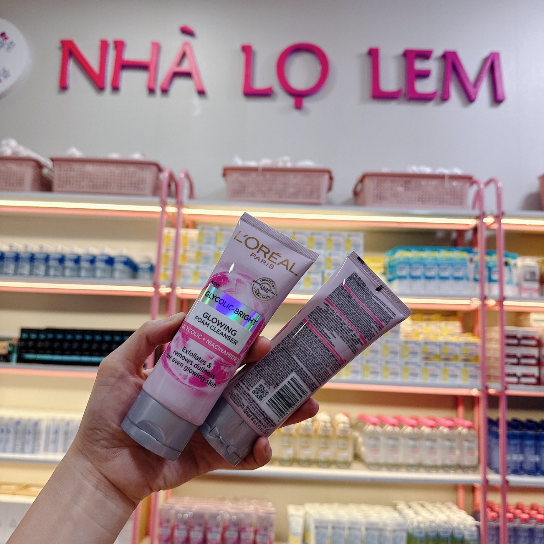 Sữa Rửa Mặt Loreal Glycolic + Niacinamide (Vỏ Hồng) tuýp 100ml
