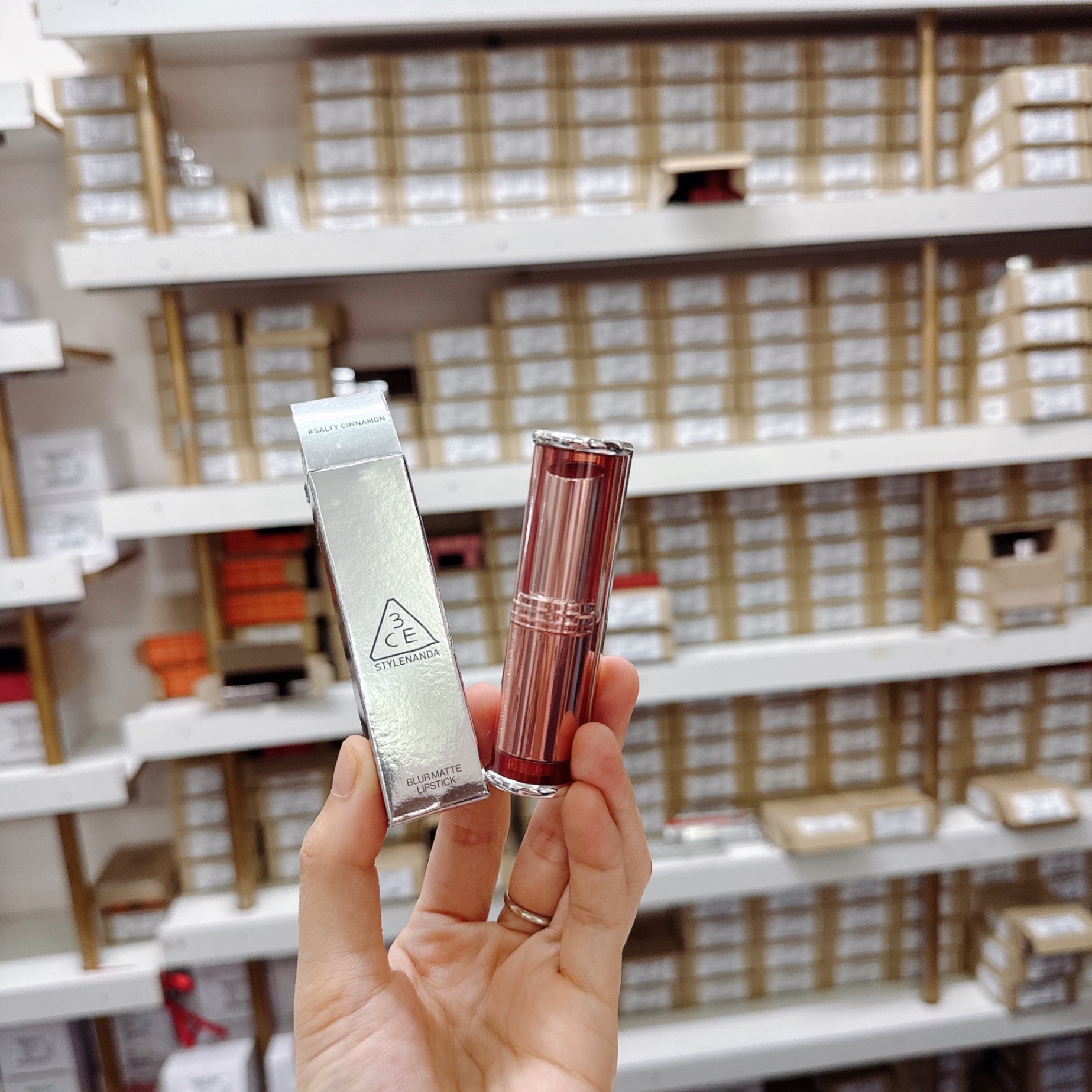Son Thỏi Mịn Mờ 3Ce Blur Matte Lipstick #Salty Cinnamon