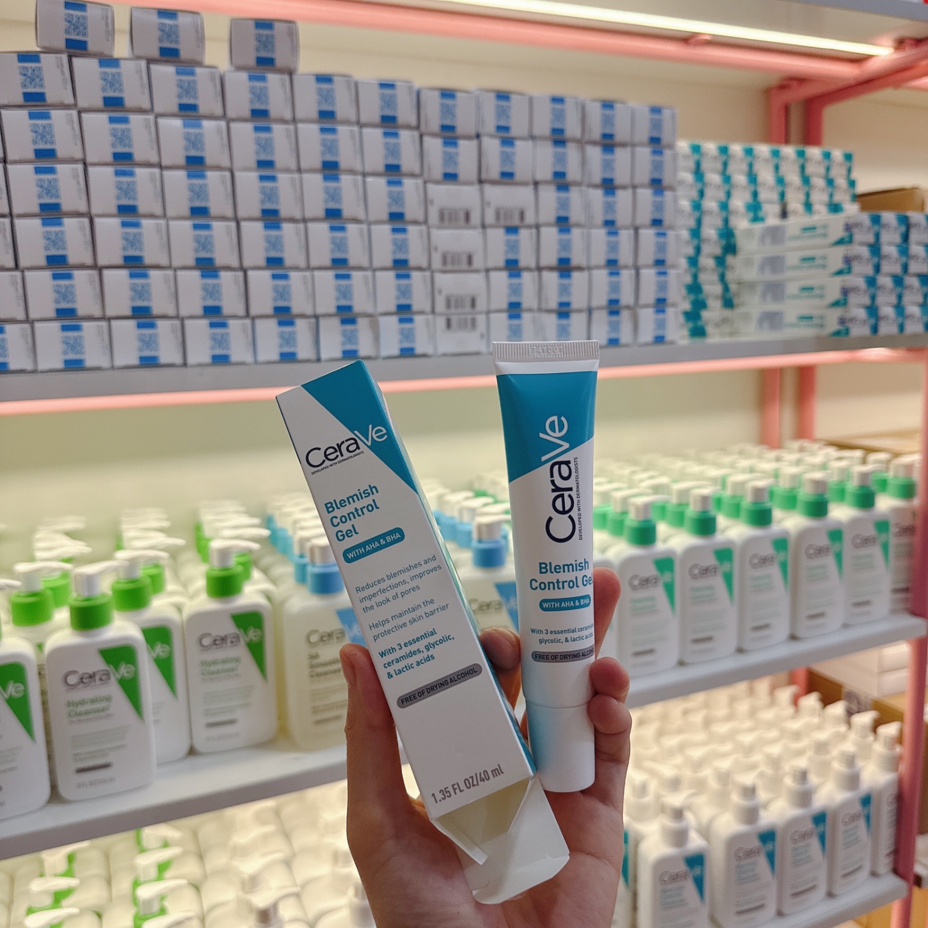 Gel Dưỡng Cerave Trị Mụn Blemish Control 40ml