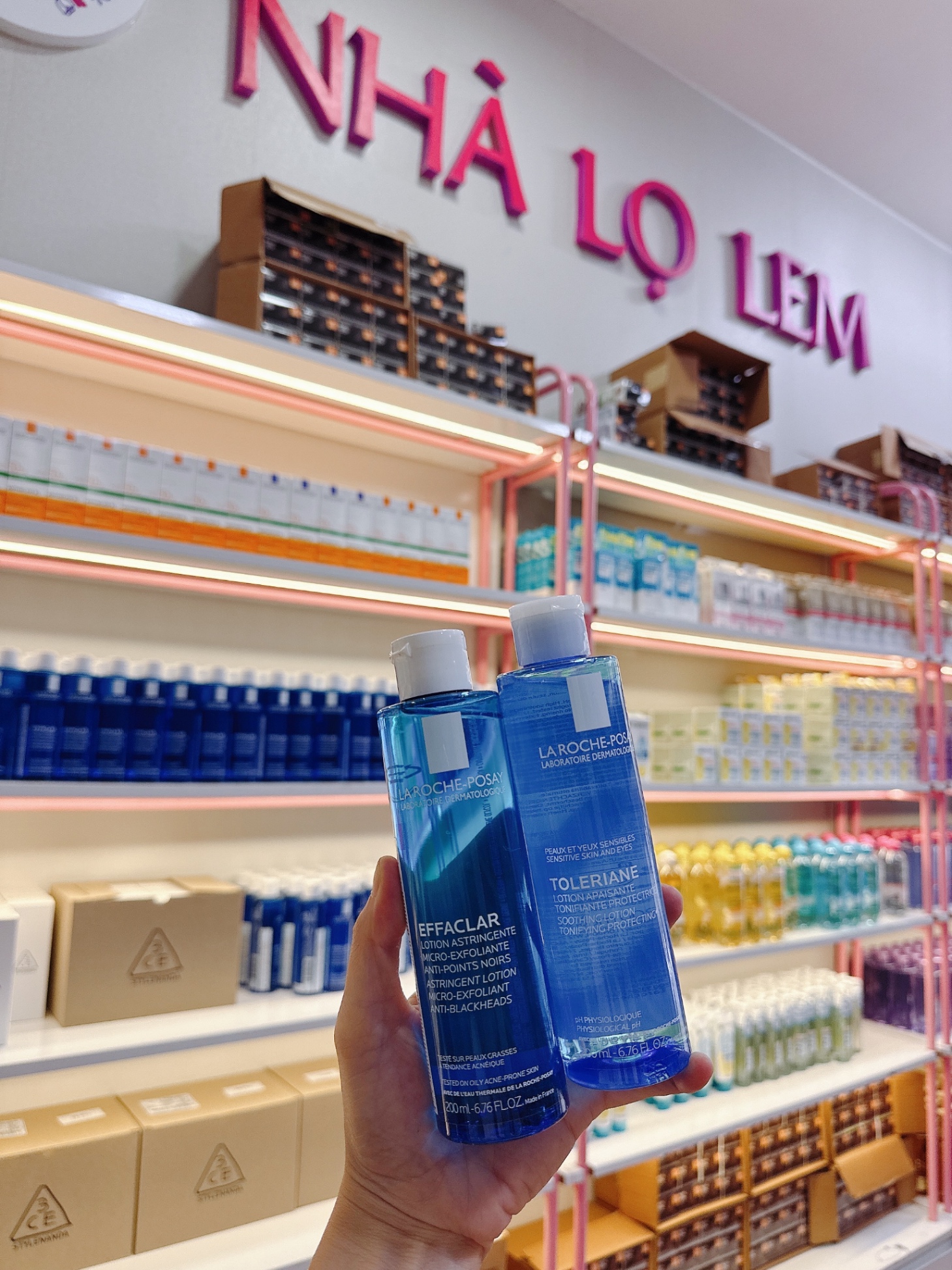 Nước Hoa Hồng La Roche-Posay Da Dầu Mụn 200Ml