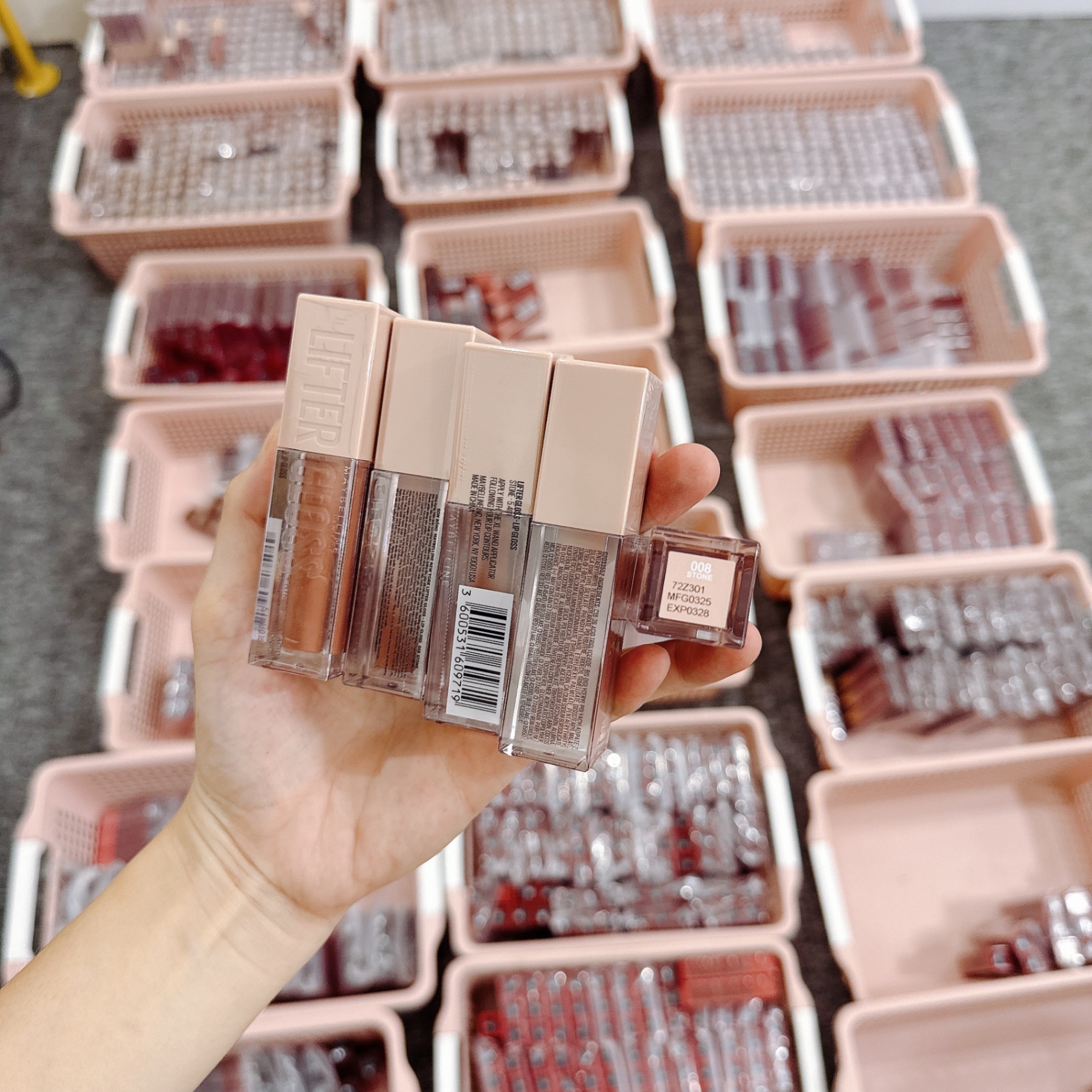 Son Bóng Maybelline Lifter Gloss 5.4ml #015 Sand