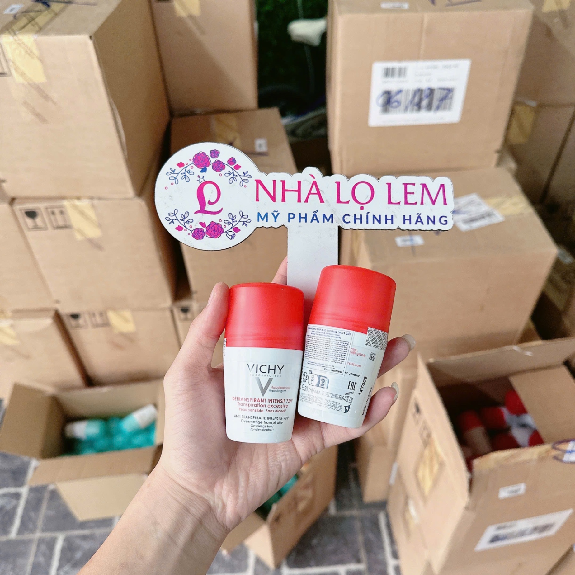 (Hàng Công Ty) Lăn Nách Vichy Pháp 50Ml - Đỏ