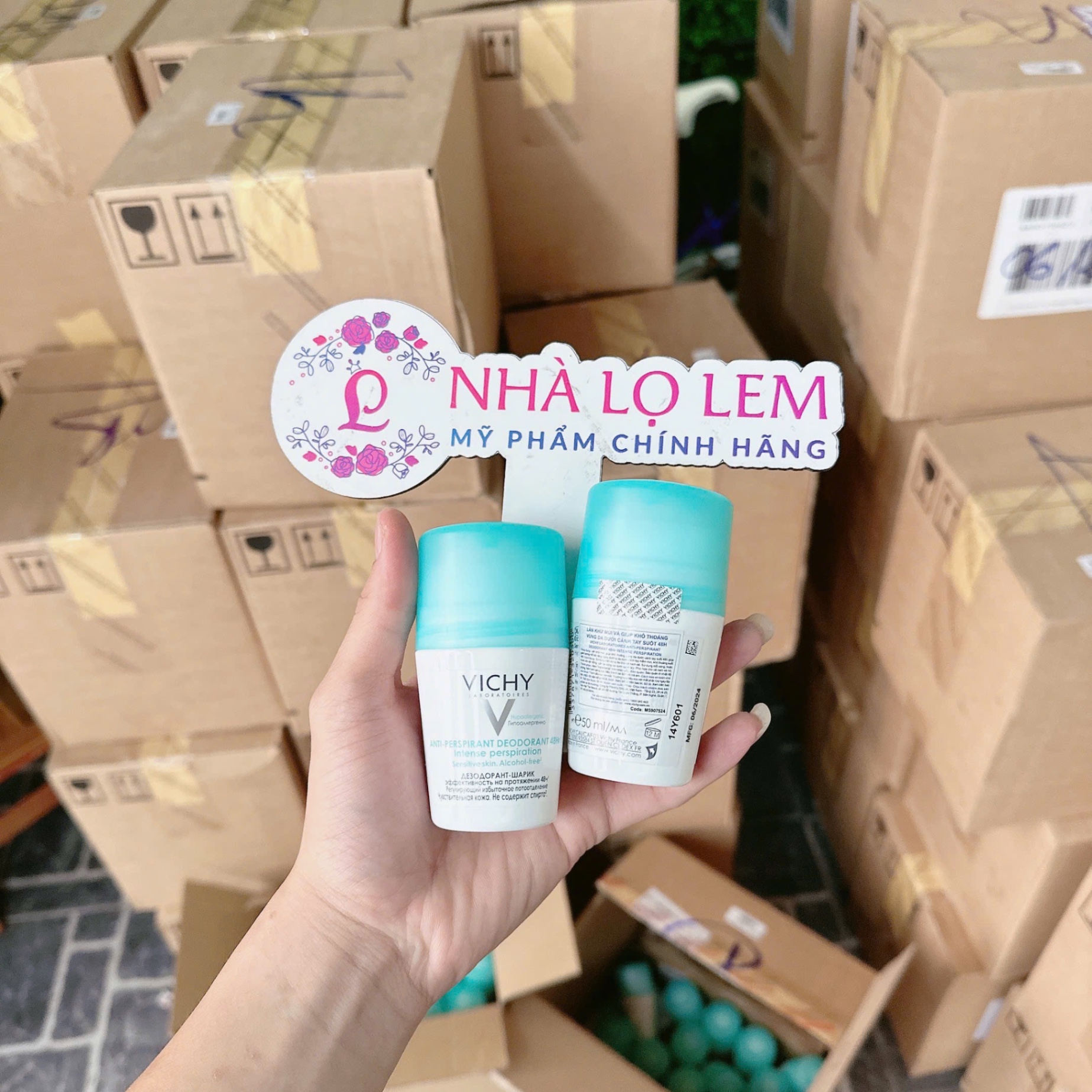 (Hàng Công Ty) Lăn Nách Vichy Pháp 50Ml - Đỏ