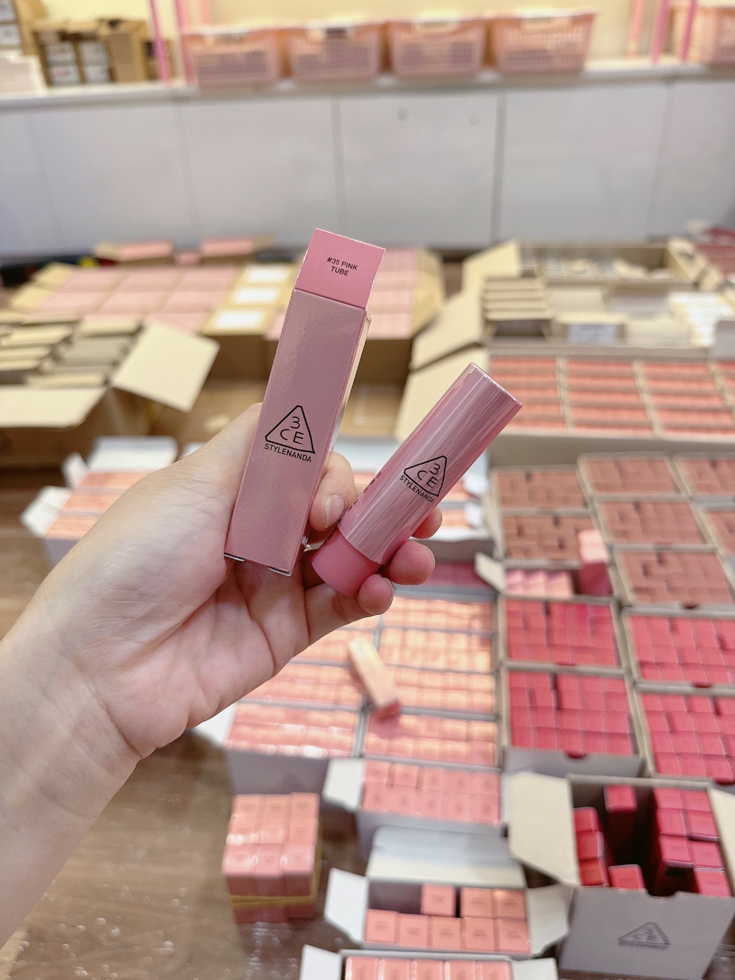 Son Dưỡng 3CE Glazy Lip Glow - 35 Pink Tube