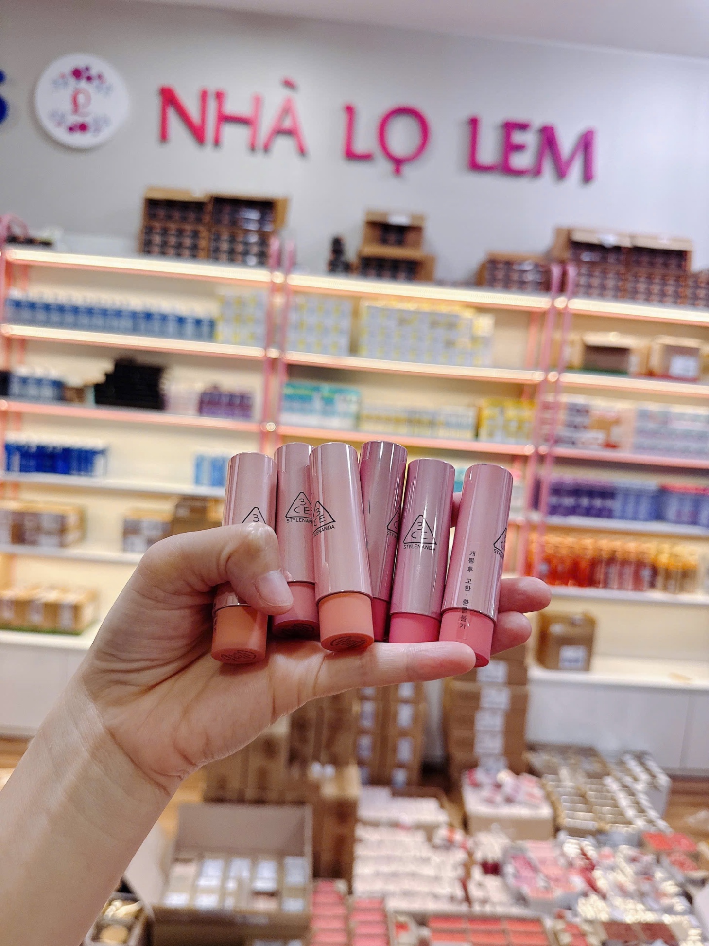 Son Dưỡng 3CE Glazy Lip Glow - 35 Pink Tube