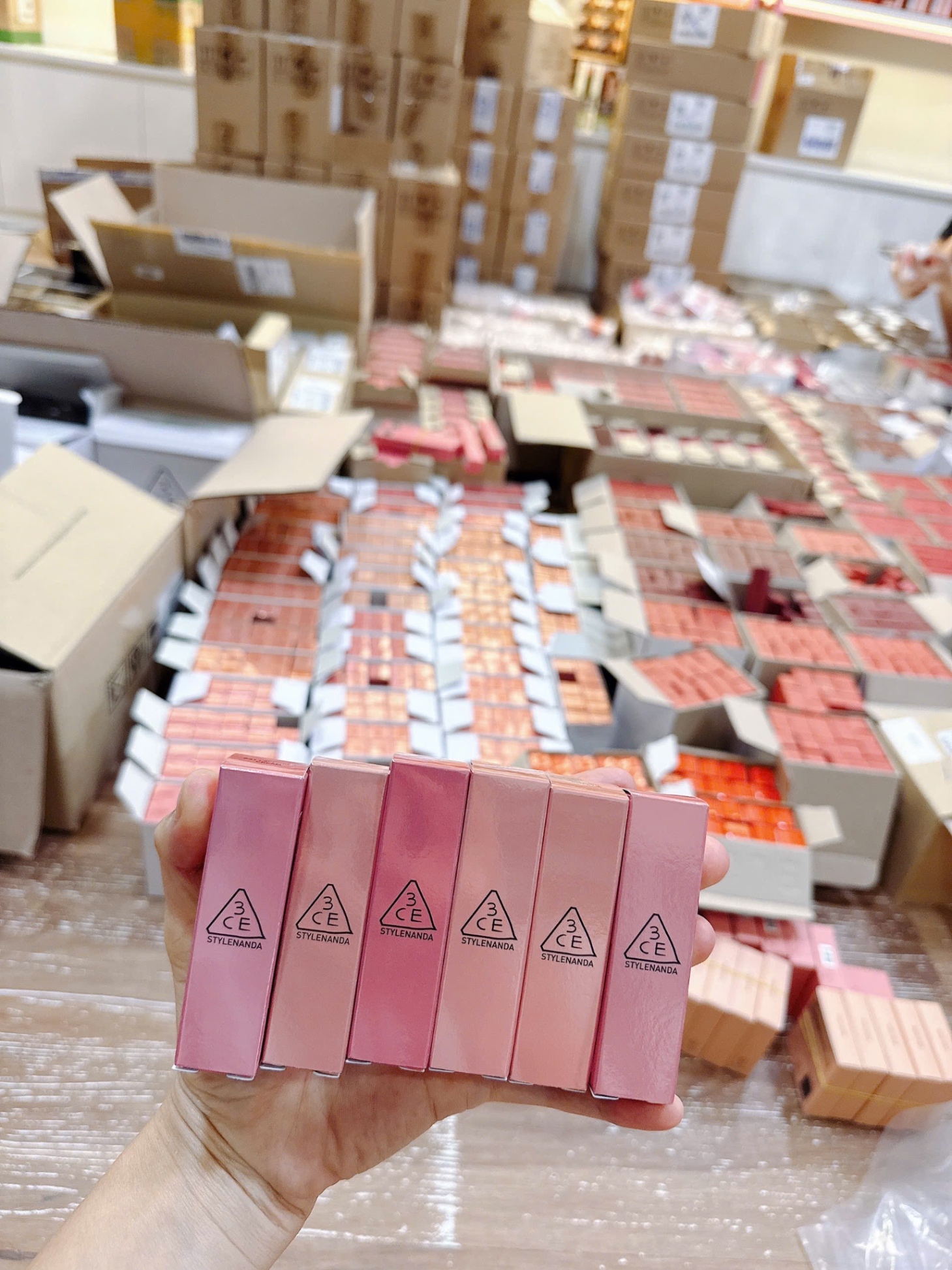 Son Dưỡng 3CE Glazy Lip Glow - 35 Pink Tube