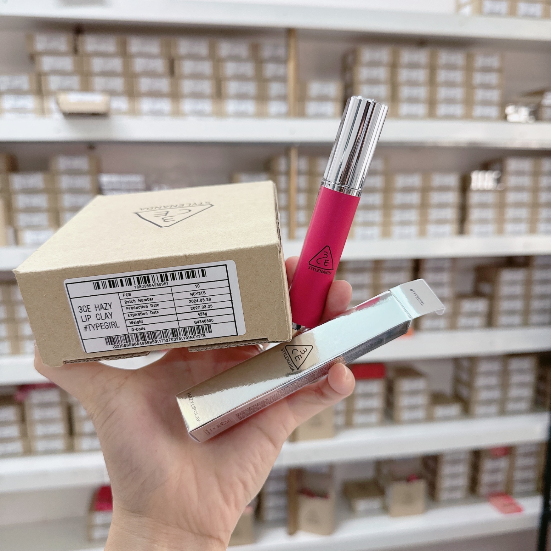 Son Kem Bùn 3CE Hazy Lip Clay 4G #Type Girl