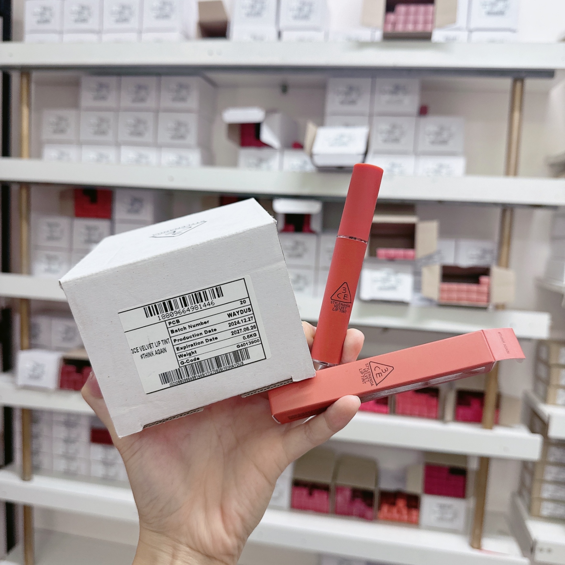 Son Kem Lì 3Ce Velvet Lip Tint Mịn Như Nhung #Think Again- Cam Hồng Nude