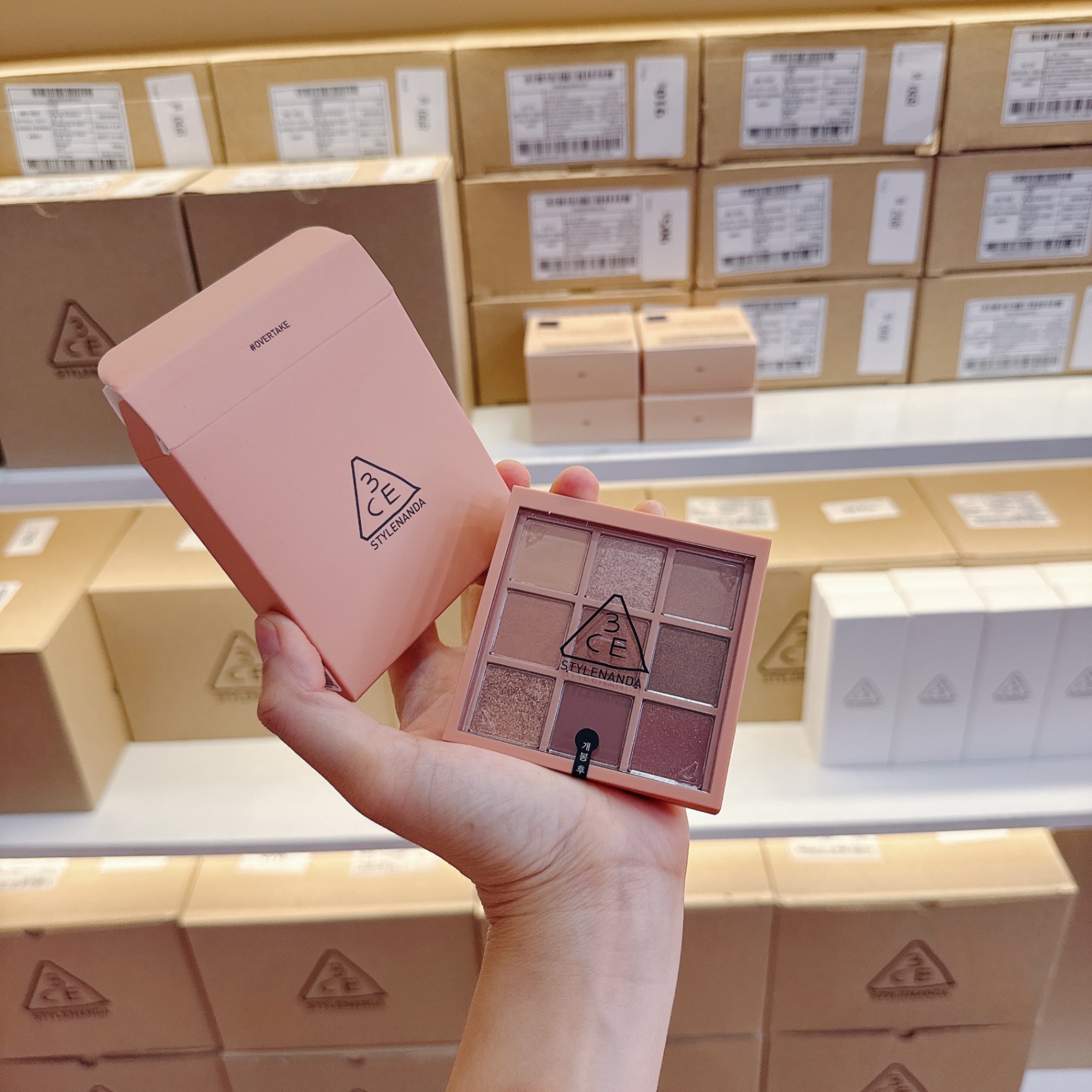 Bảng Phấn Mắt 3Ce 9 Ô Multi Eye Color Palette #Auto Focus