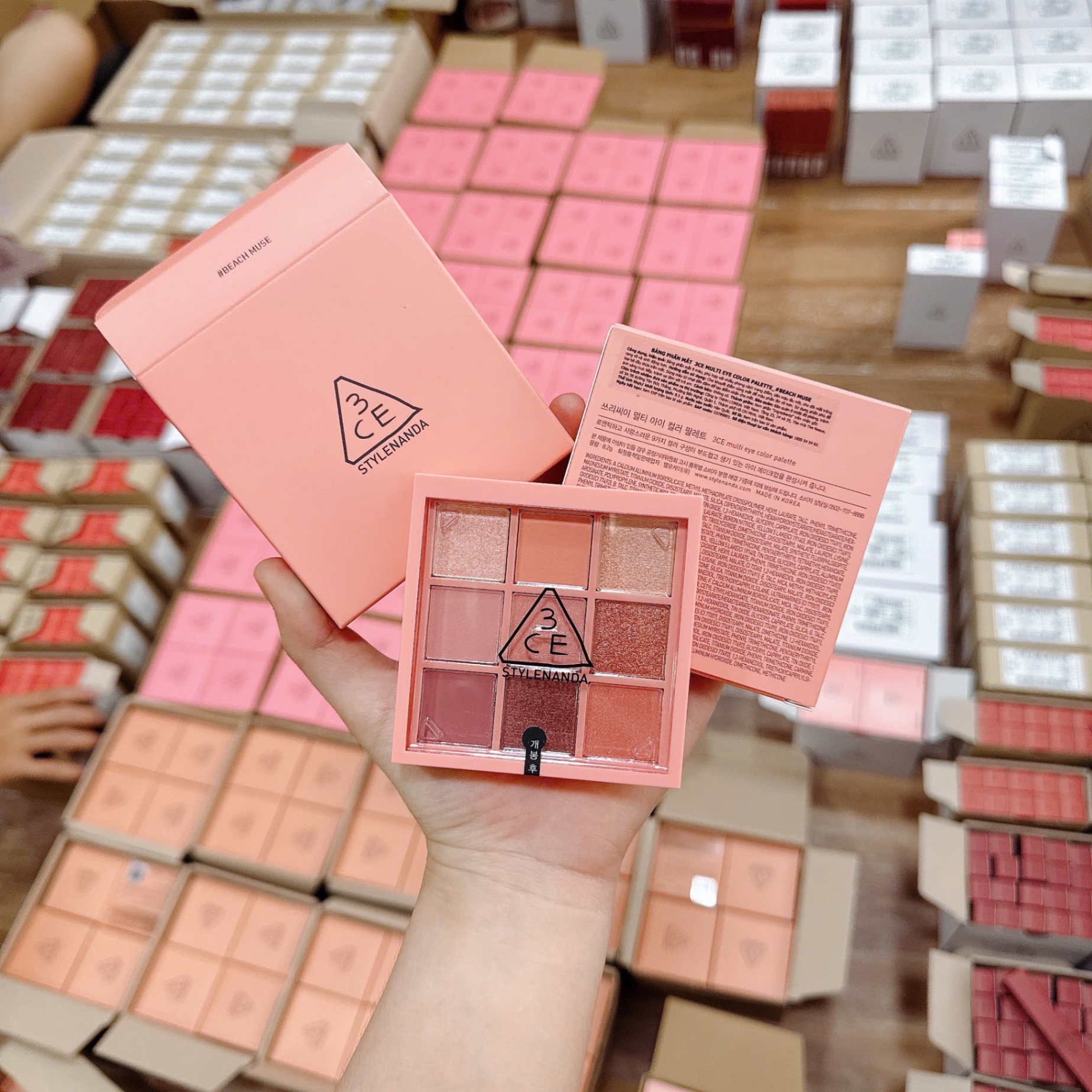 Bảng Phấn Mắt 3Ce 9 Ô Multi Eye Color Palette #Overtake