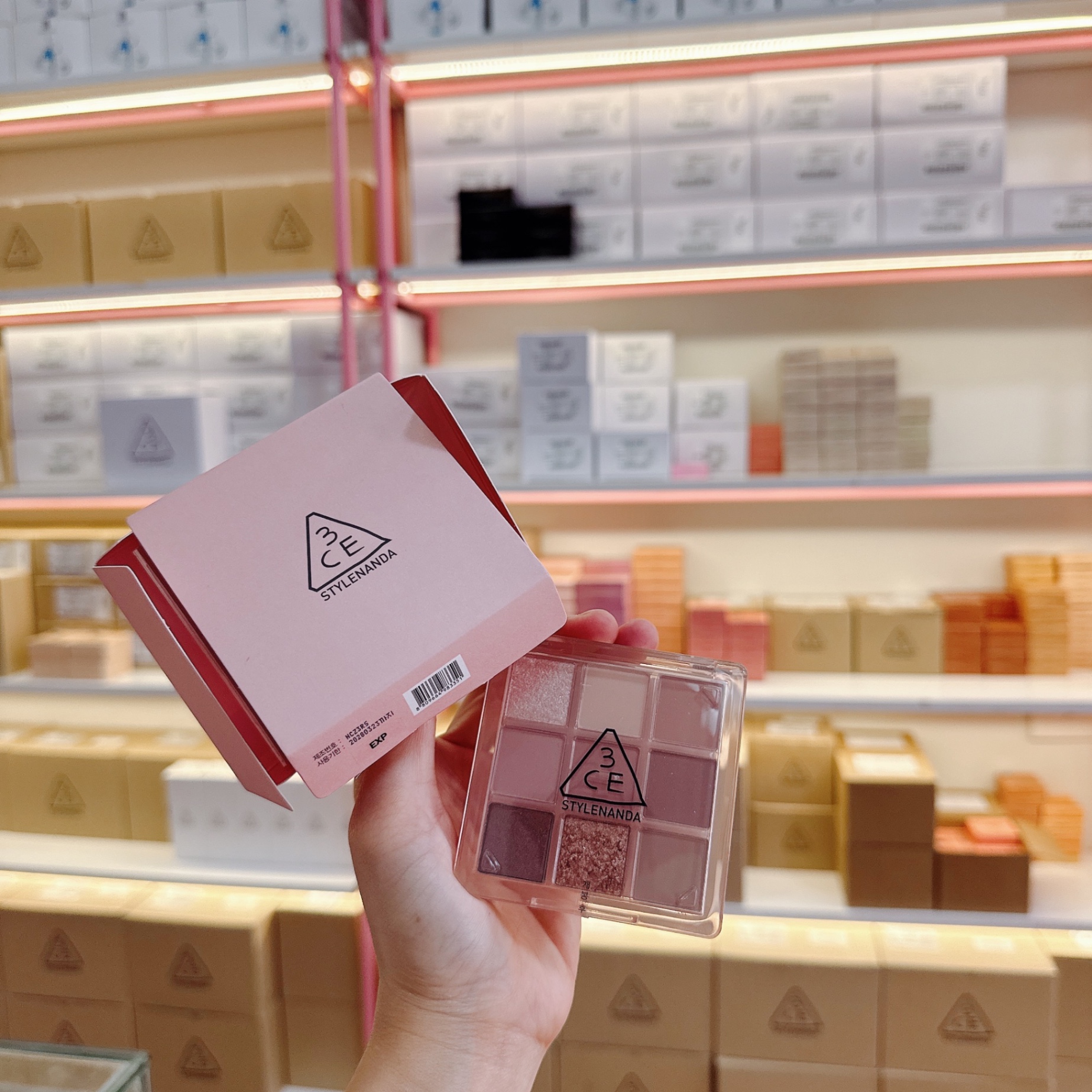 Bảng Phấn Mắt 3Ce 9 Ô Multi Eye Color Palette #Auto Focus