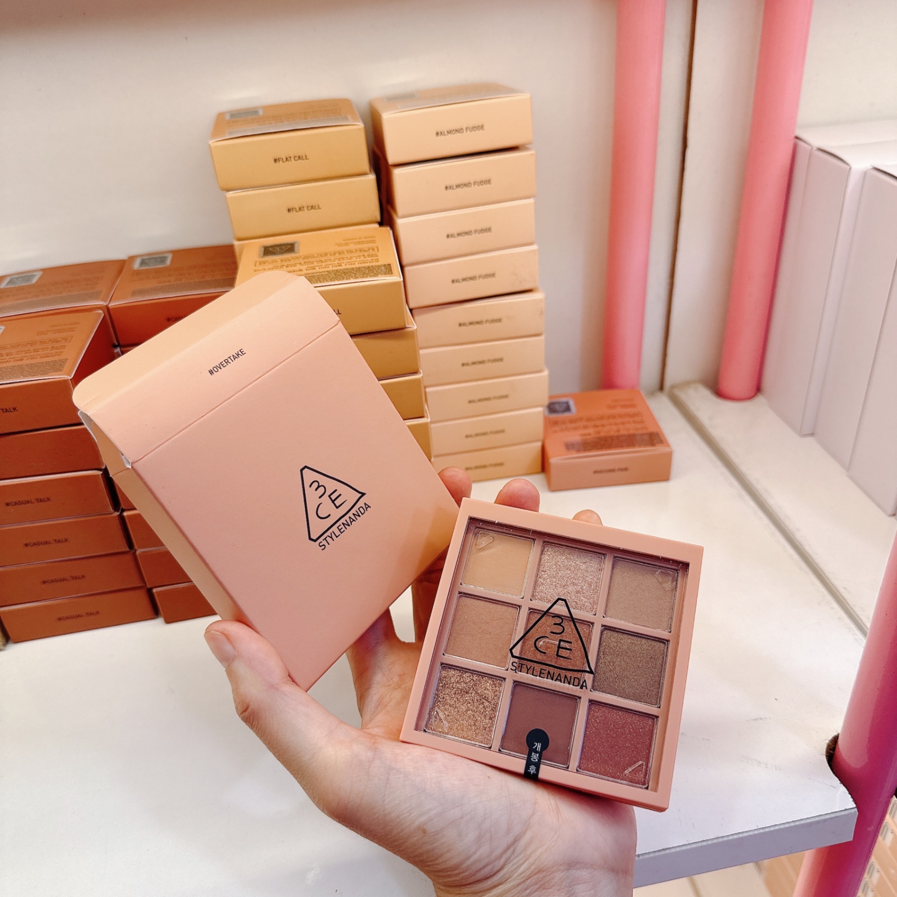 Bảng Phấn Mắt 3Ce 9 Ô Multi Eye Color Palette #Auto Focus