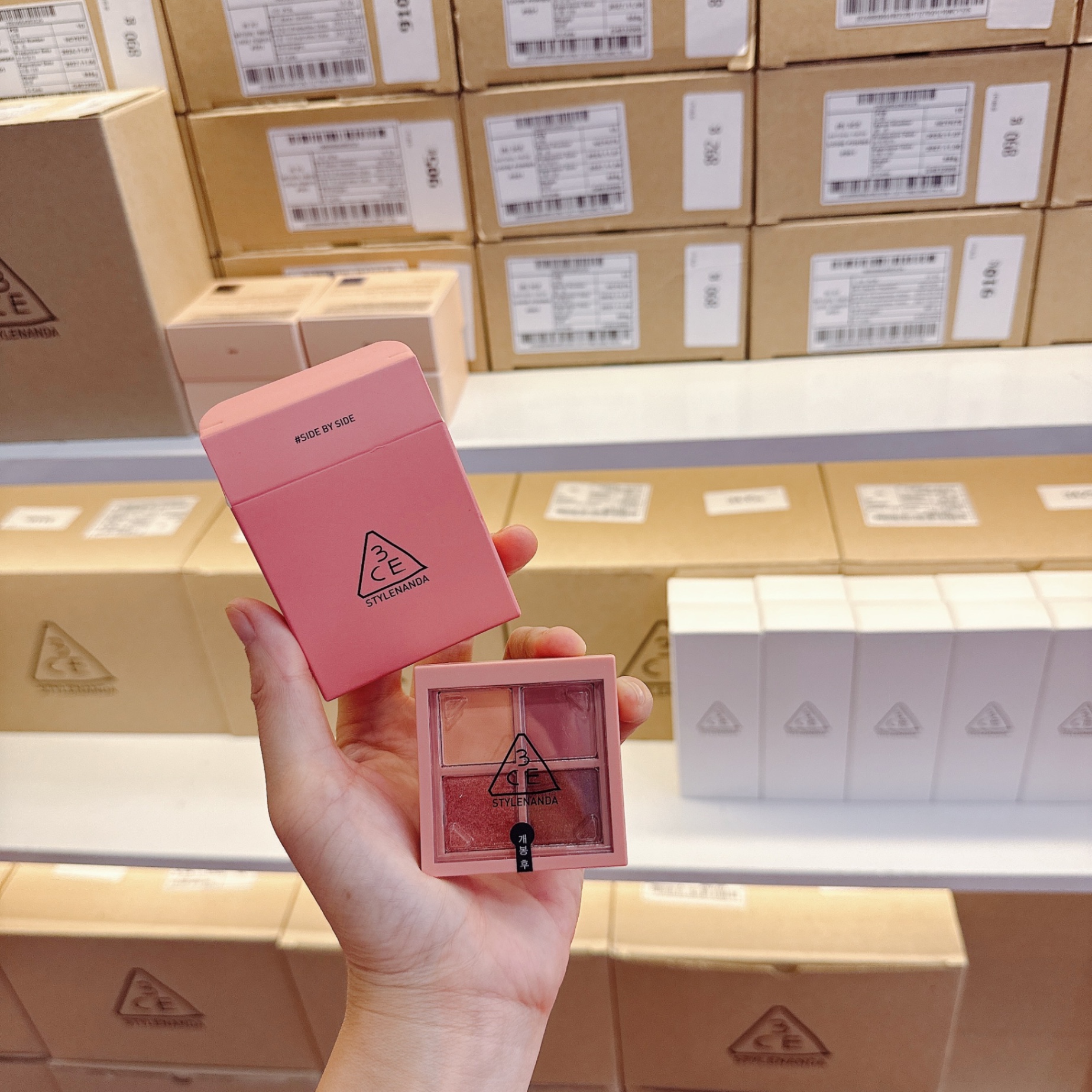 Bảng Phấn Mắt 3Ce 4 ô Mini Multi Eye Color Palette #Side By Side