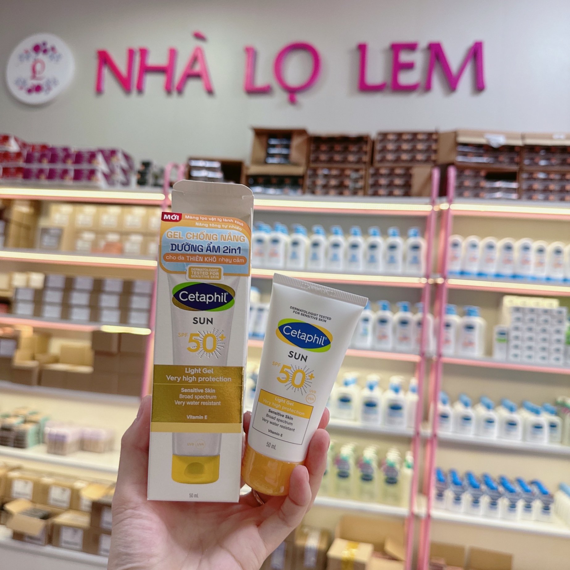 Gel chống nắng dịu lành cho da thiên khô nhạy cảm CETAPHIL SUN SPF 50+ Light Gel 50ml