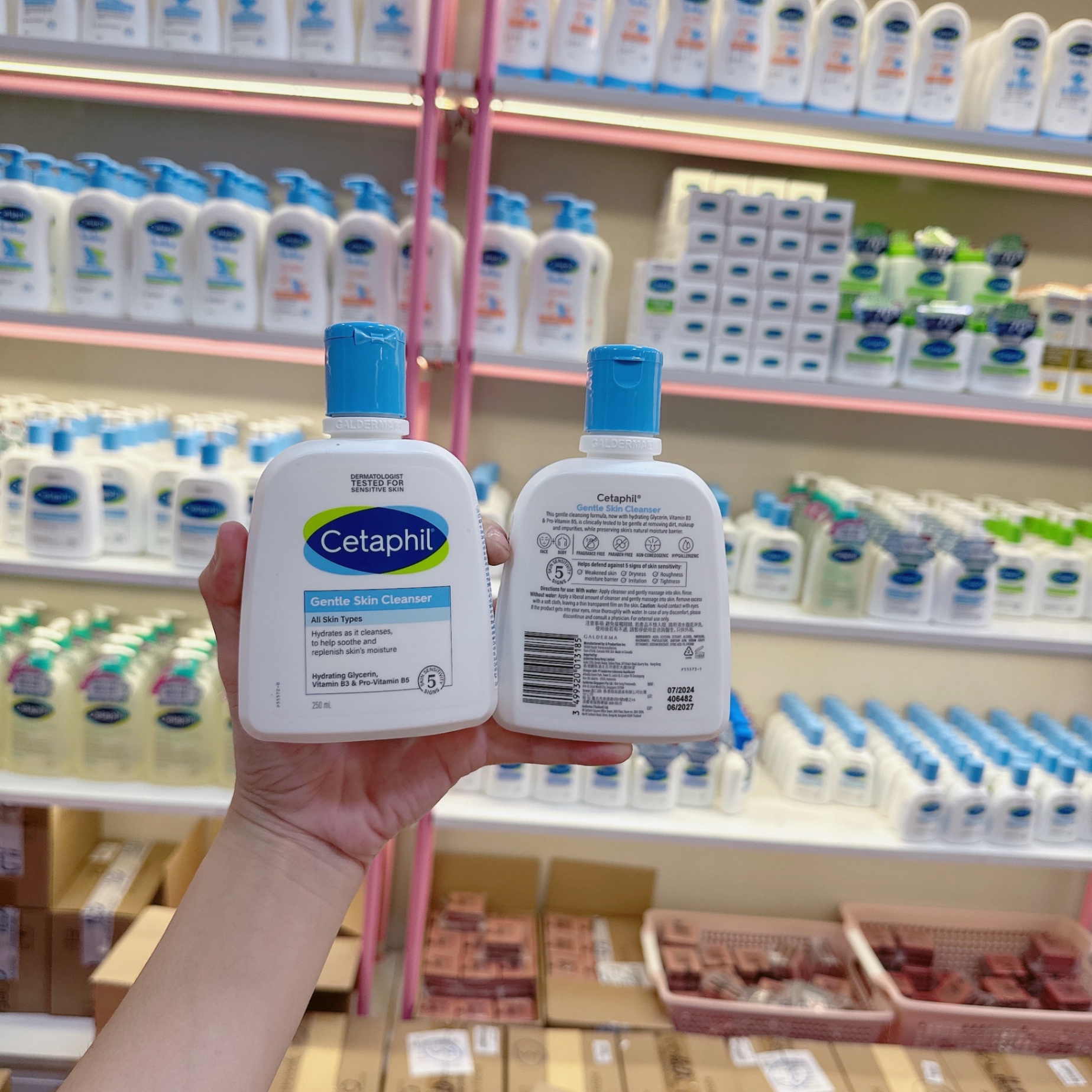 Sữa rửa mặt dịu lành CETAPHIL GENTLE SKIN CLEANSER all skin types cho mọi loại da nhạy cảm 250ml