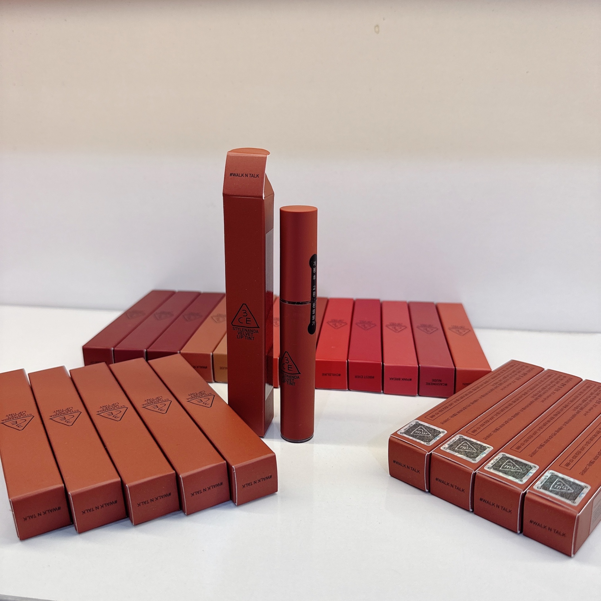 Son Kem Lì 3CE Velvet Lip Tint 4g #Walk N Talk