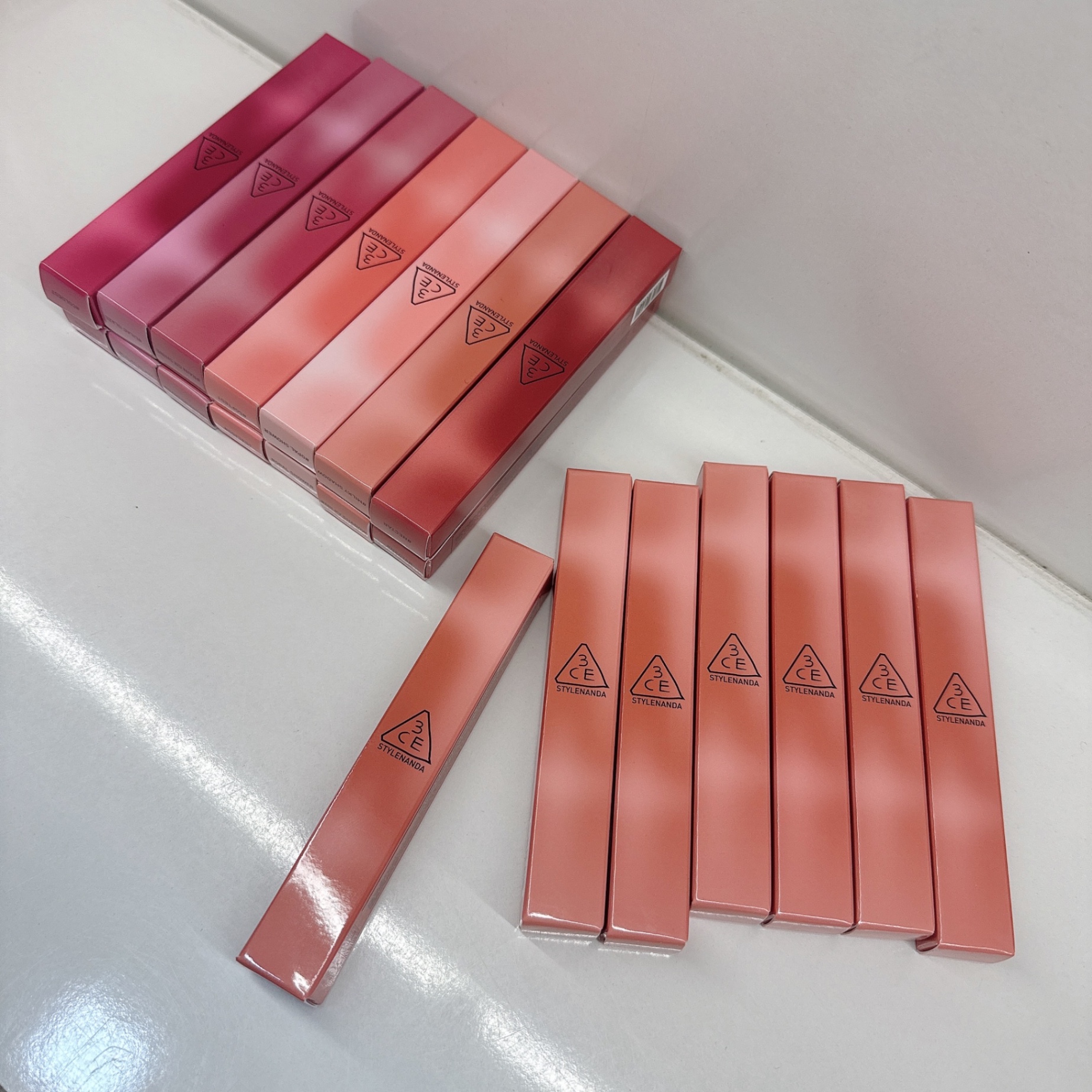 Son Dưỡng Có Màu 3CE Shine Reflector 1.7g #Milky Shadow