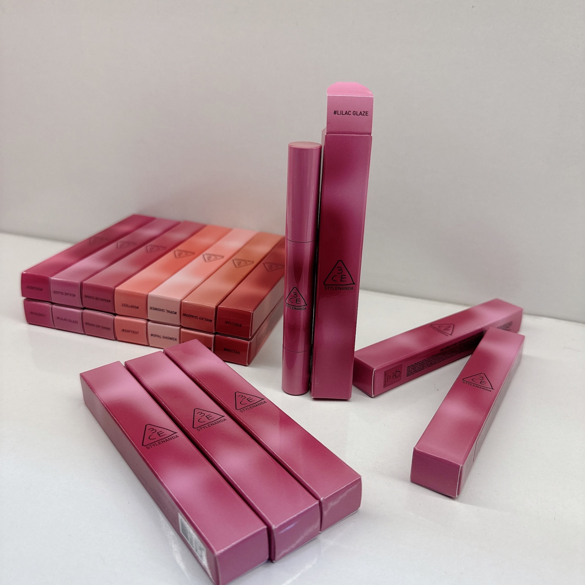 Son Dưỡng Có Màu 3CE Shine Reflector 1.7g #Lilac Glaze