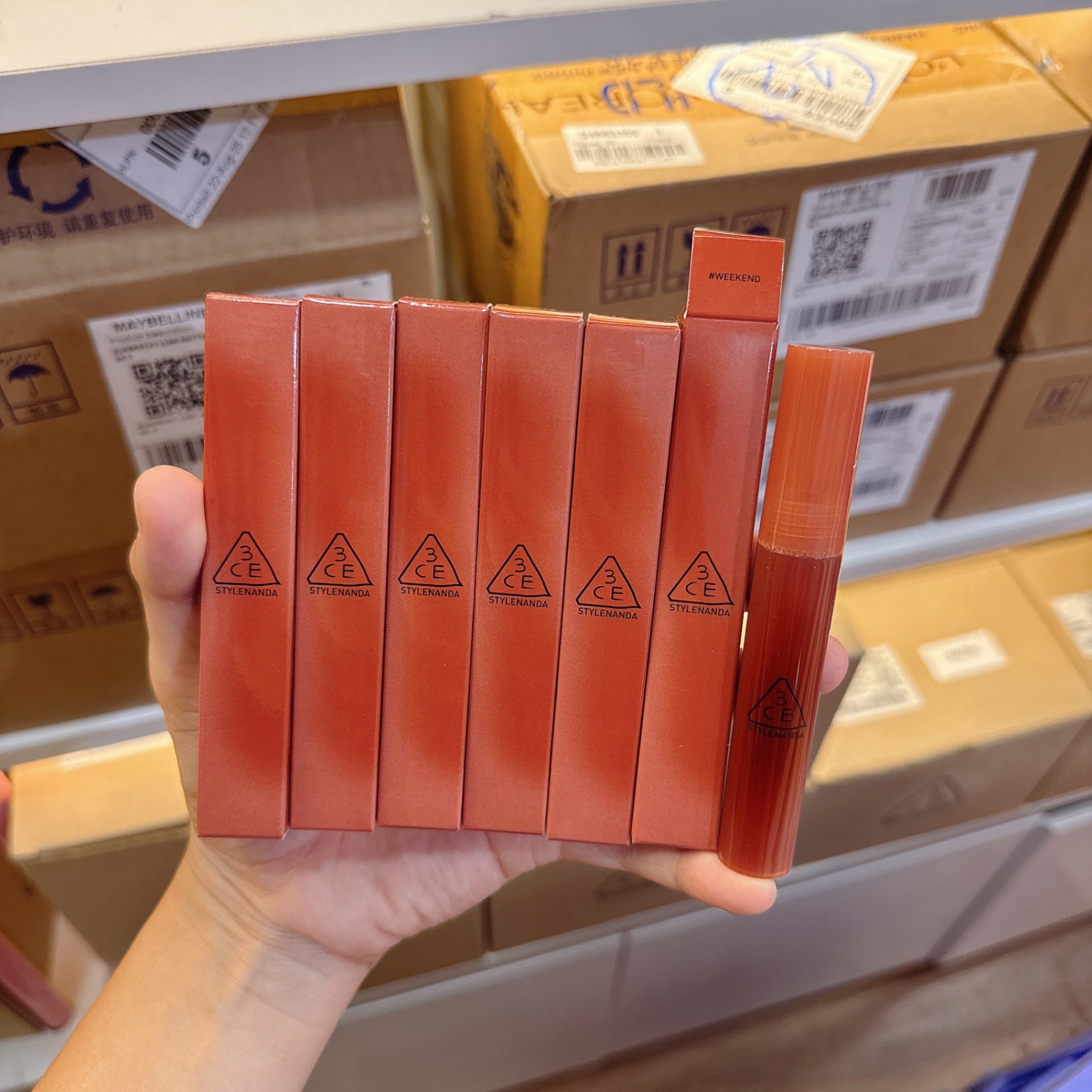 Son Bóng Dạng Gel 3CE Drop Glow Gel #Weekend