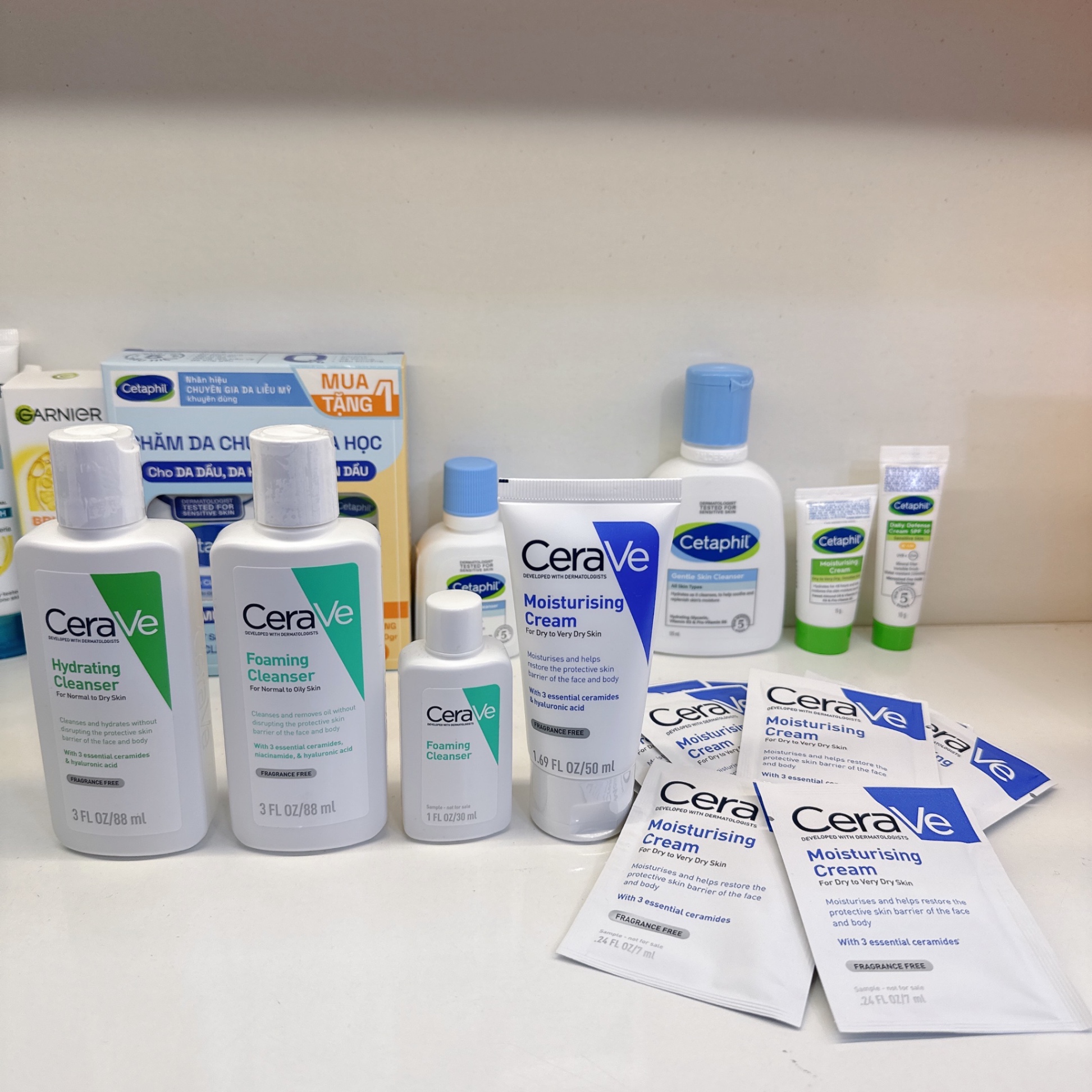 Kem Dưỡng Ẩm Cerave Developed With Dermatologists Moisturising Cream 50ML