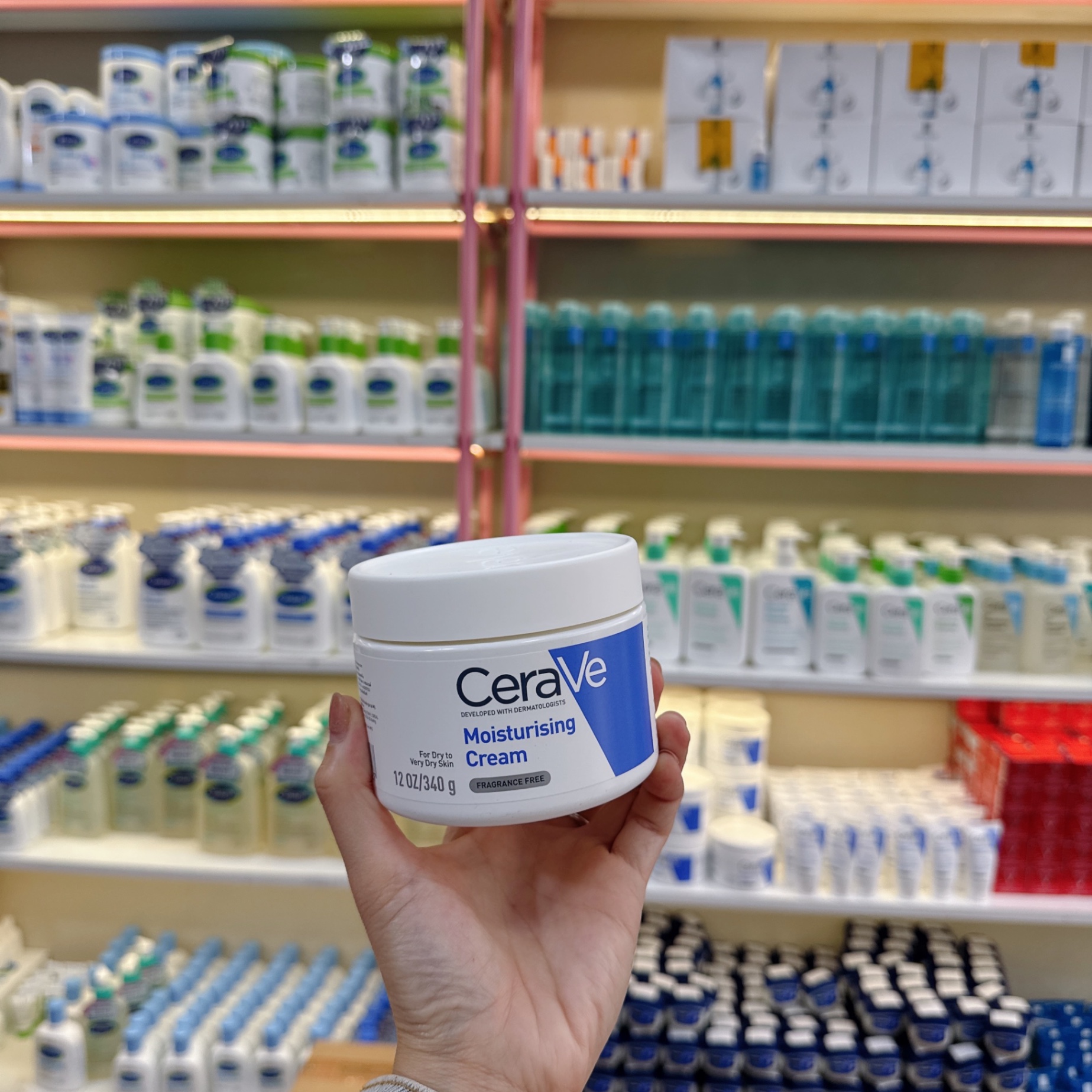 Kem Dưỡng Ẩm Cerave Developed With Dermatologists Moisturising Cream 340G