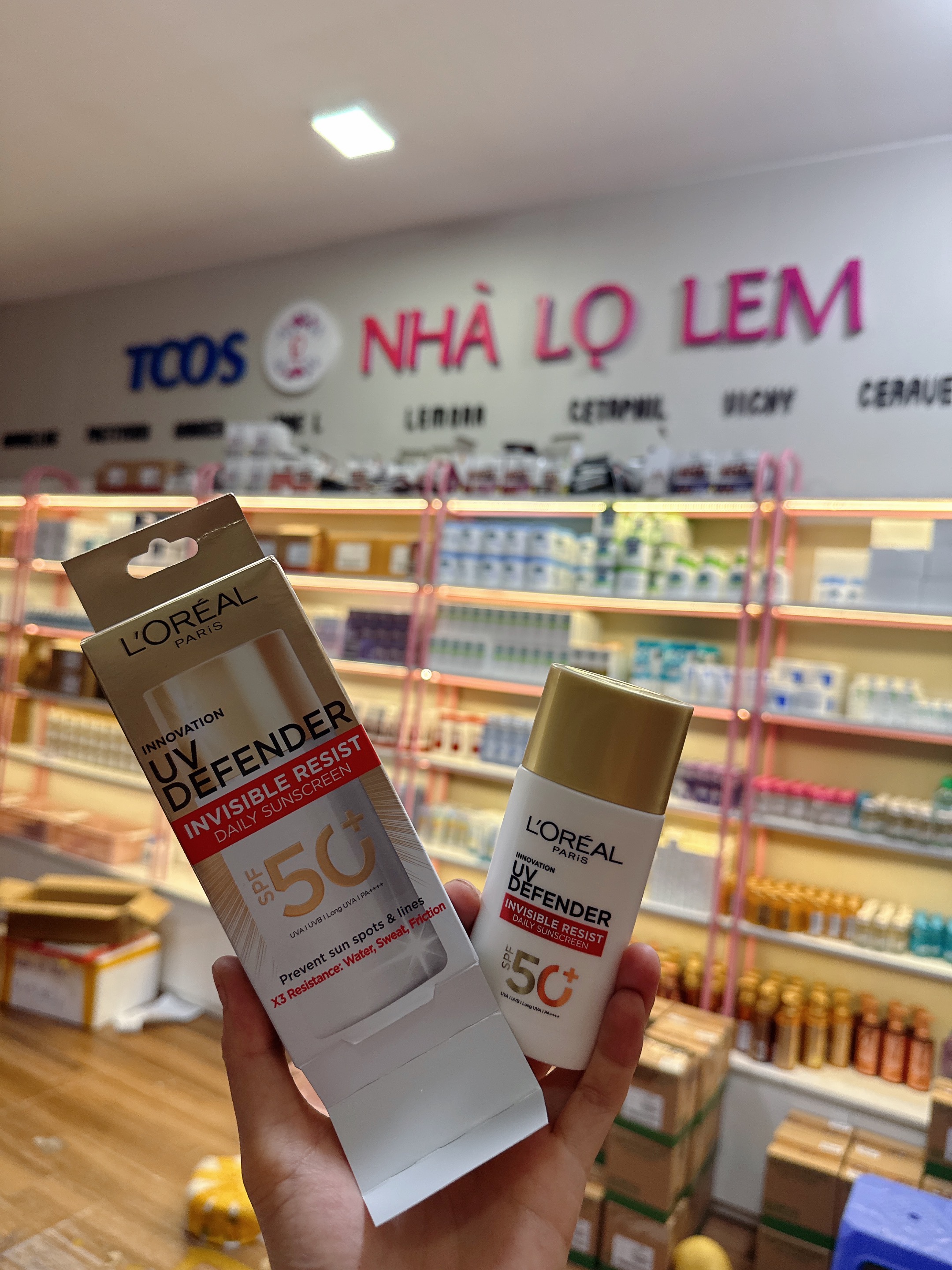 Kem Chống Nắng L'oreal Paris UV Defender SPF 50+ PA++++ 50ml #Vàng vạch đỏ