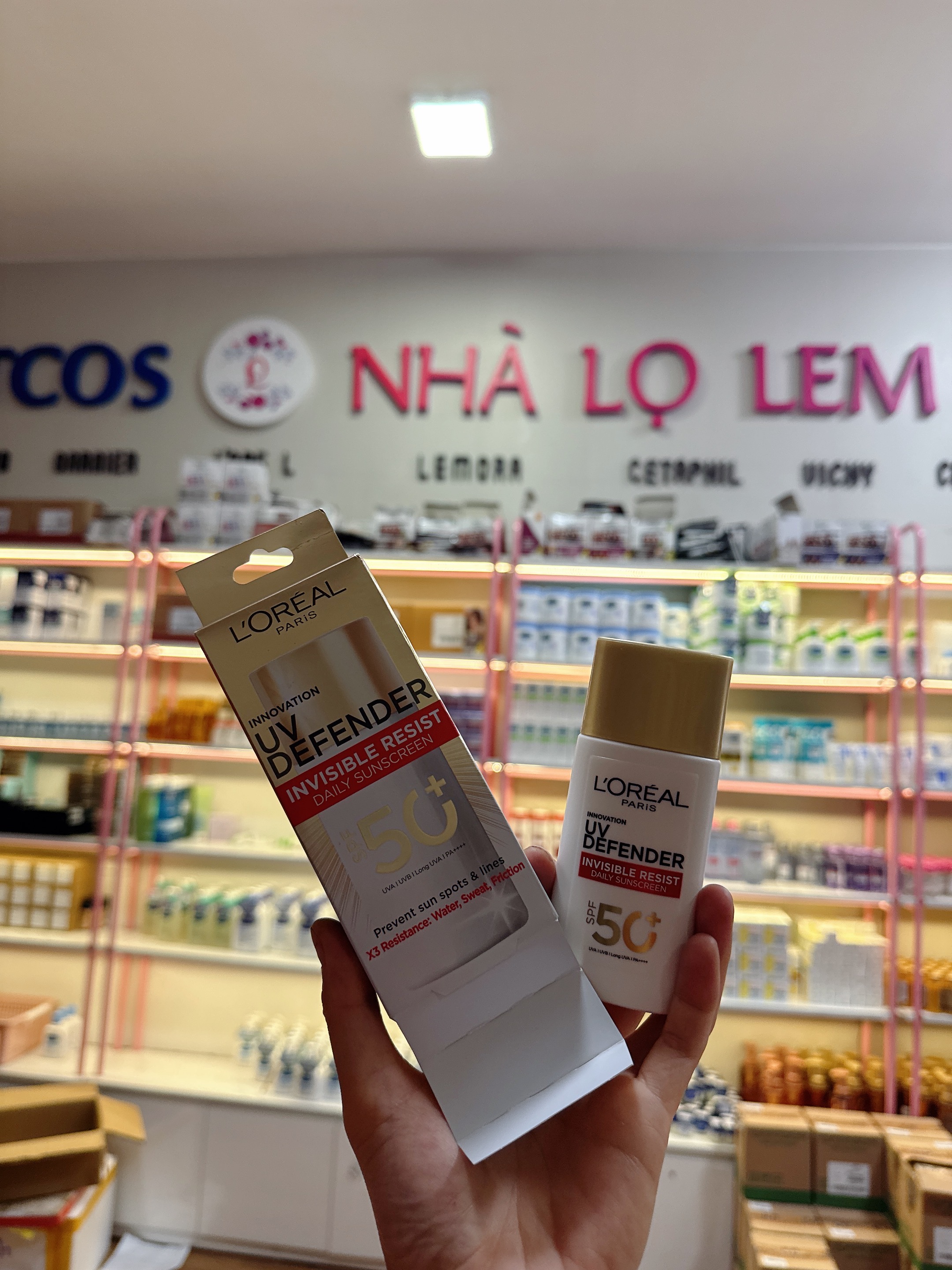 Kem Chống Nắng L'oreal Paris UV Defender SPF 50+ PA++++ 50ml #Vàng vạch đỏ