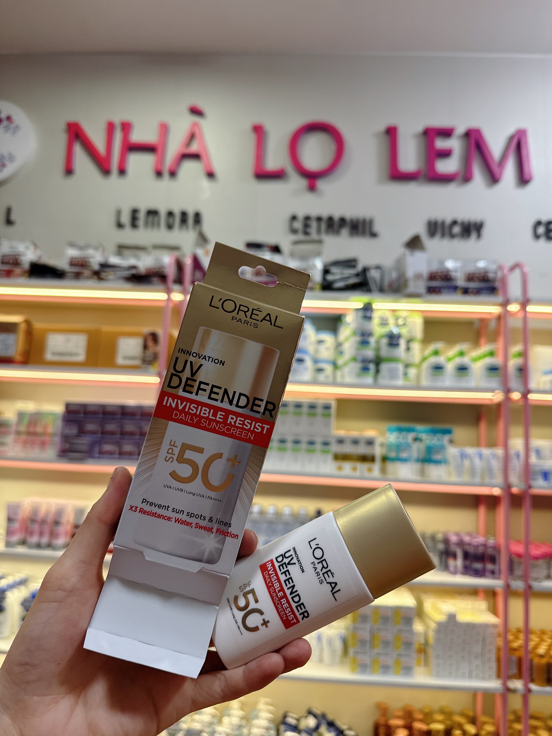 Kem Chống Nắng L'oreal Paris UV Defender SPF 50+ PA++++ 50ml #Vàng vạch đỏ