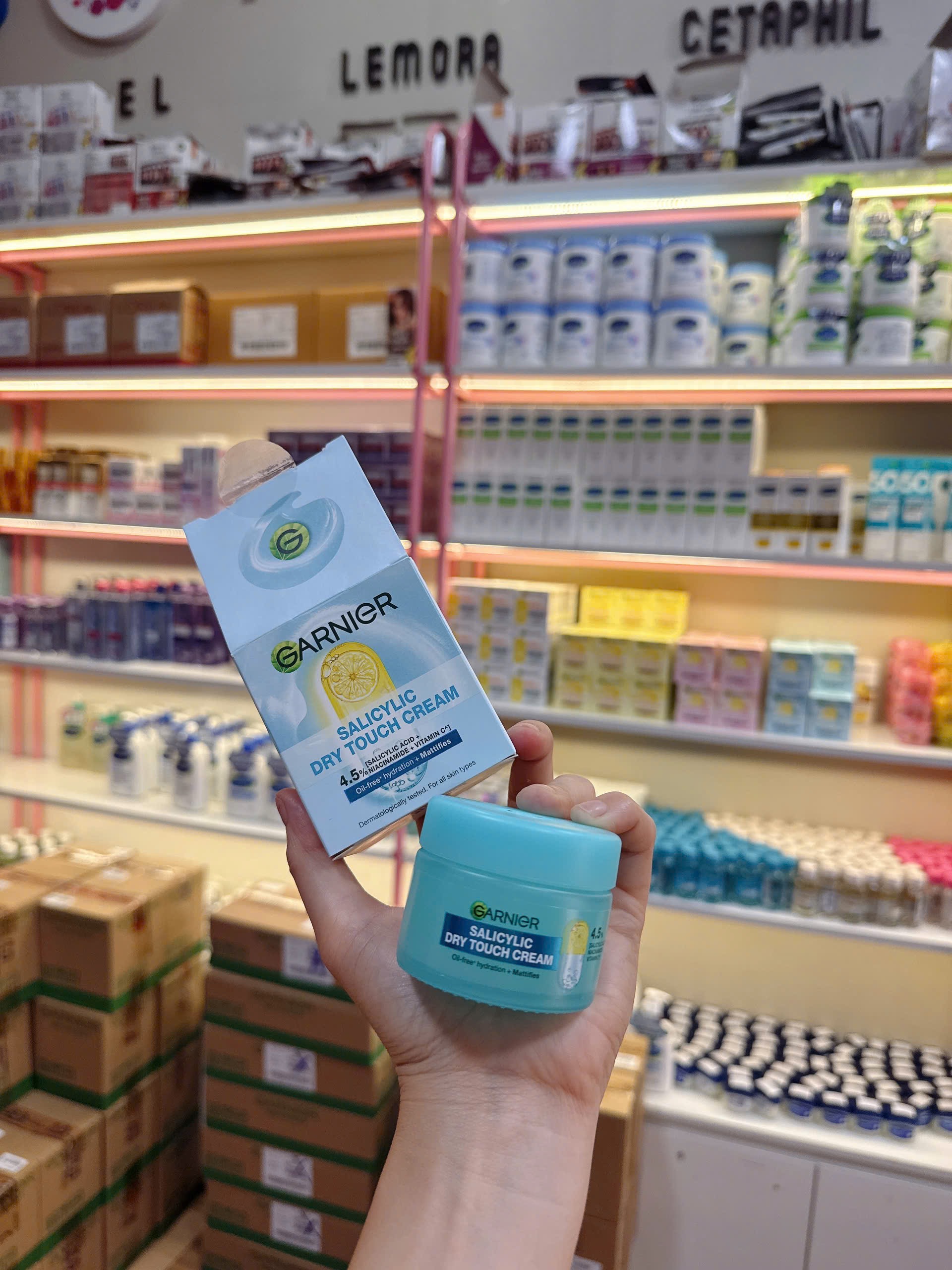 Kem Dưỡng Garnier SALICYLIC Dry Touch Cream 30ml #Vỏ XANH
