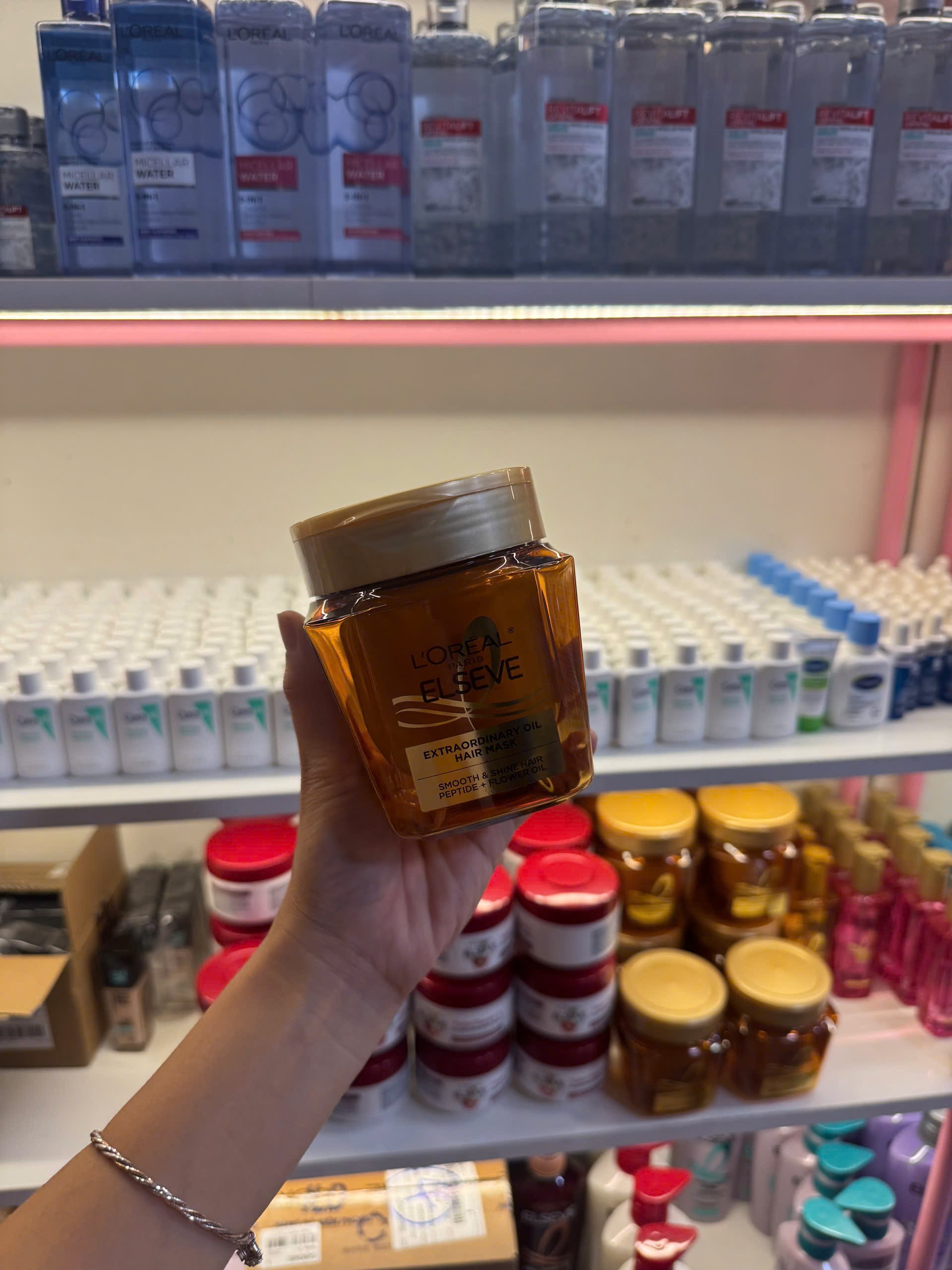 Kem Ủ Tóc L'Oreal Paris Extraordinary Oil Mask 250ml - Vỏ Vàng