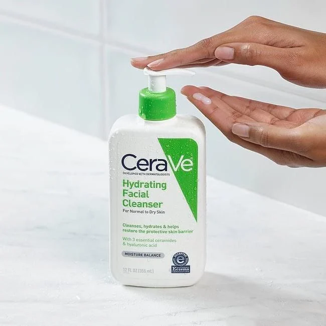 Sữa rửa mặt Cerave màu xanh lá