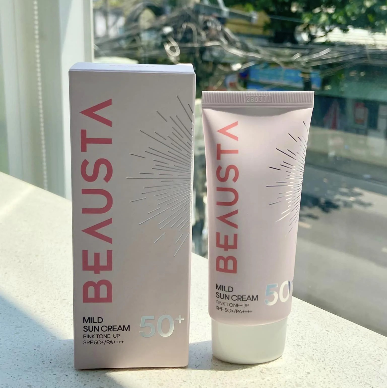 Kem chống nắng Beausta 50G dạng cream