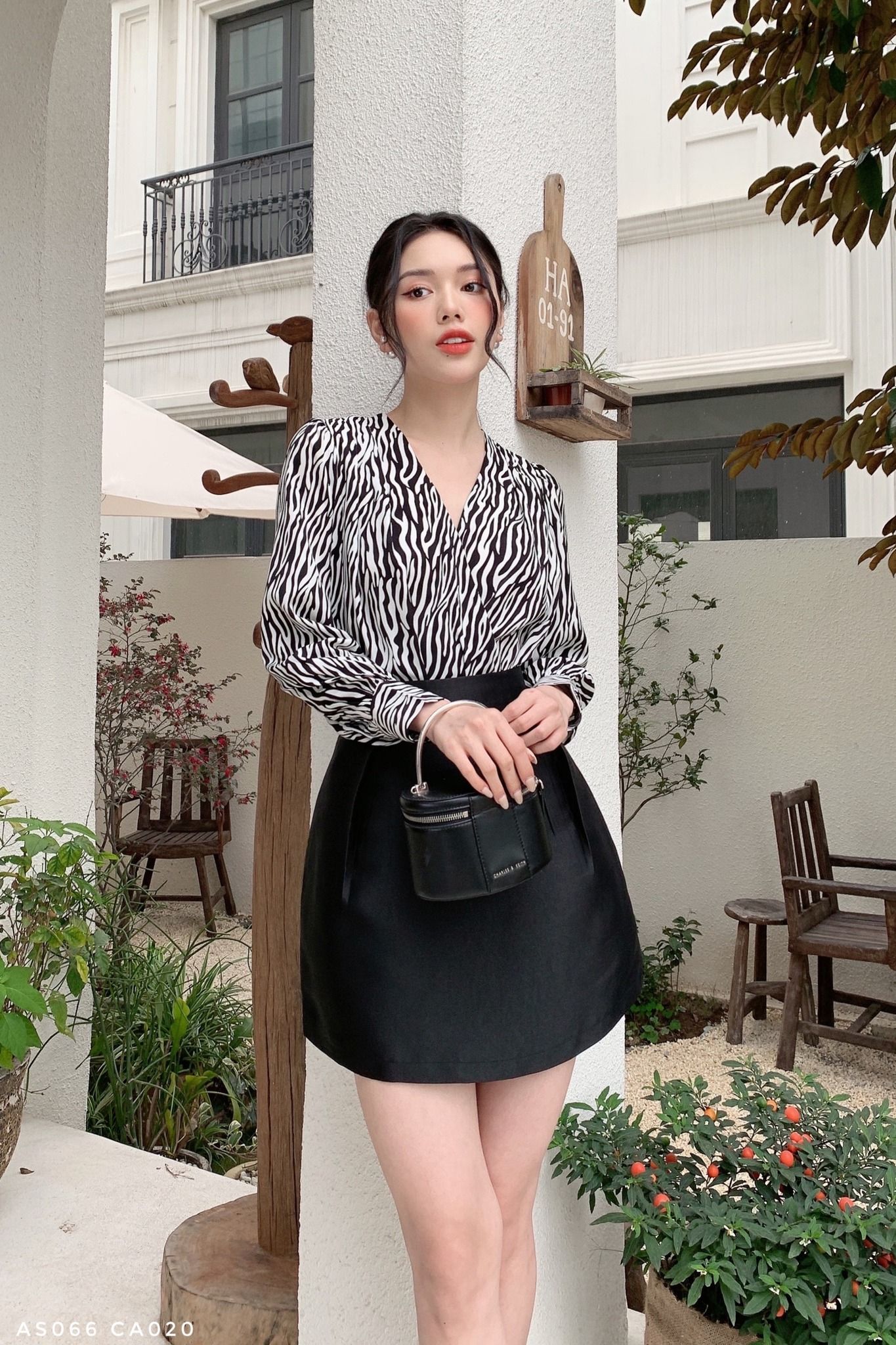 Chân váy Tafta đen TÁCH LẺ SET- SIZE S/M/L- HÀNG CHÍNH HÃNG- JuletbyGiang -  Quần nữ khác | ThờiTrangNữ.vn