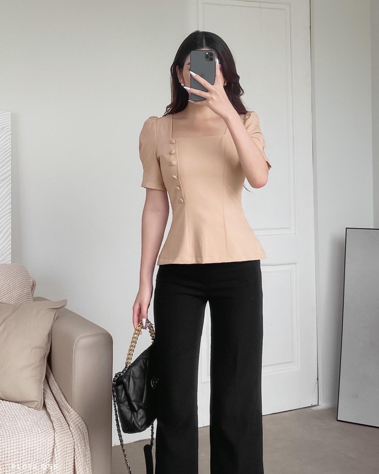 Áo peplum phối cúc bọc sang chảnh